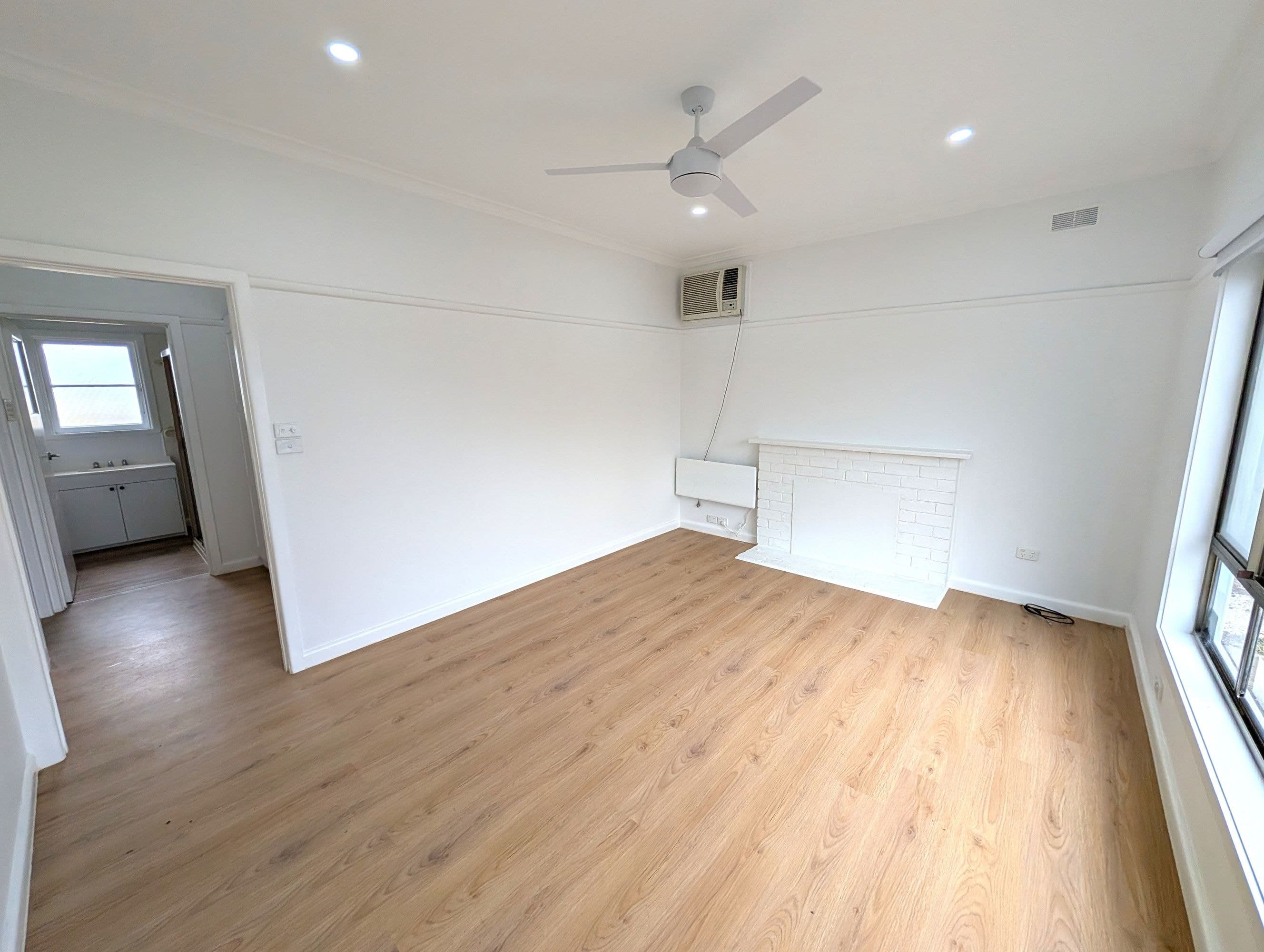 1/2 Pettitt Crescent, Norlane VIC 3214, Norlane - Thumbnail 4