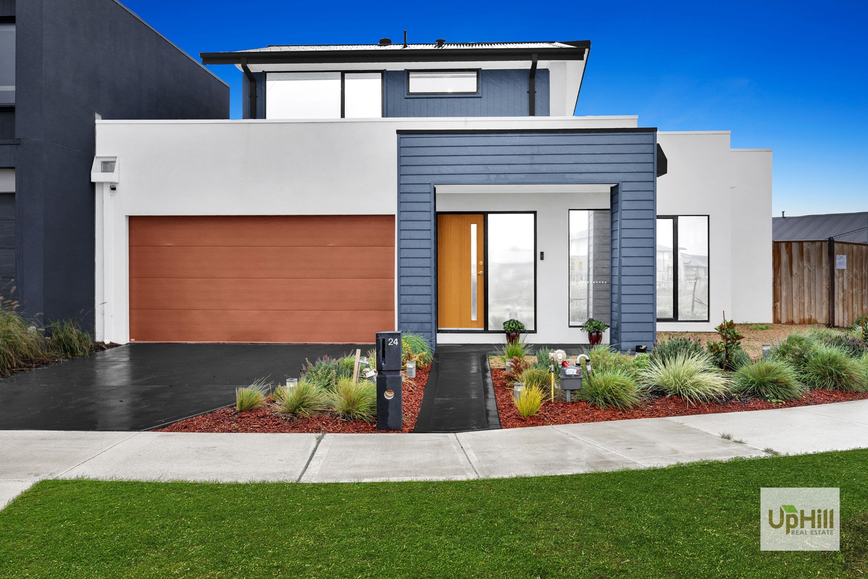 24 Montagna Dr, Clyde - Image 1