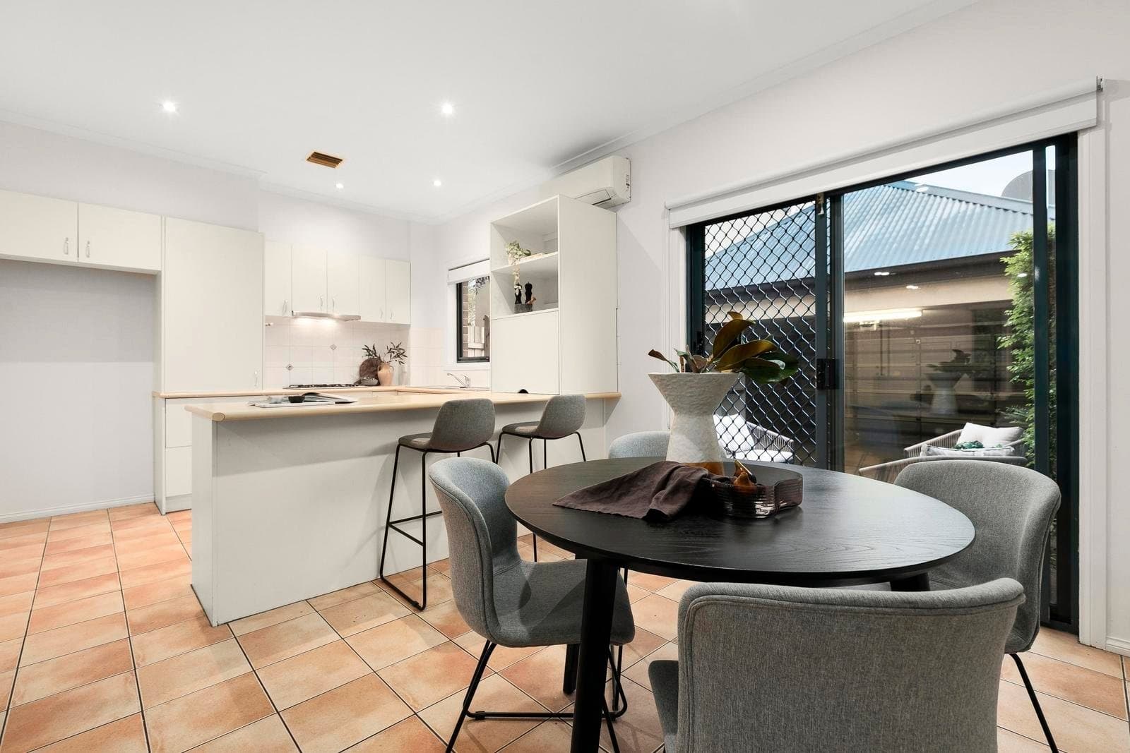 28 Anderson Walk, Kensington VIC 3031, Kensington - Thumbnail 4