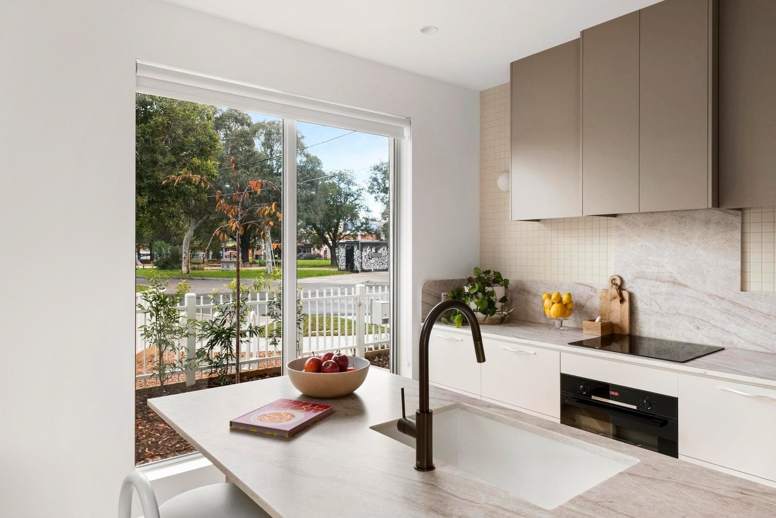1/50 Lorensen Avenue, Coburg North VIC 3058, Coburg North - Thumbnail 7