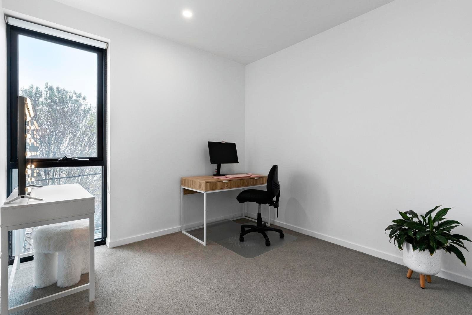 202/8 Webb Road, Airport West VIC 3042, Airport West - Thumbnail 8