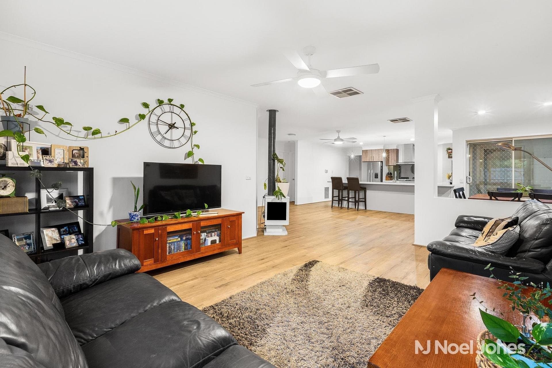 31 Arwon Court, Lilydale - Thumbnail 2