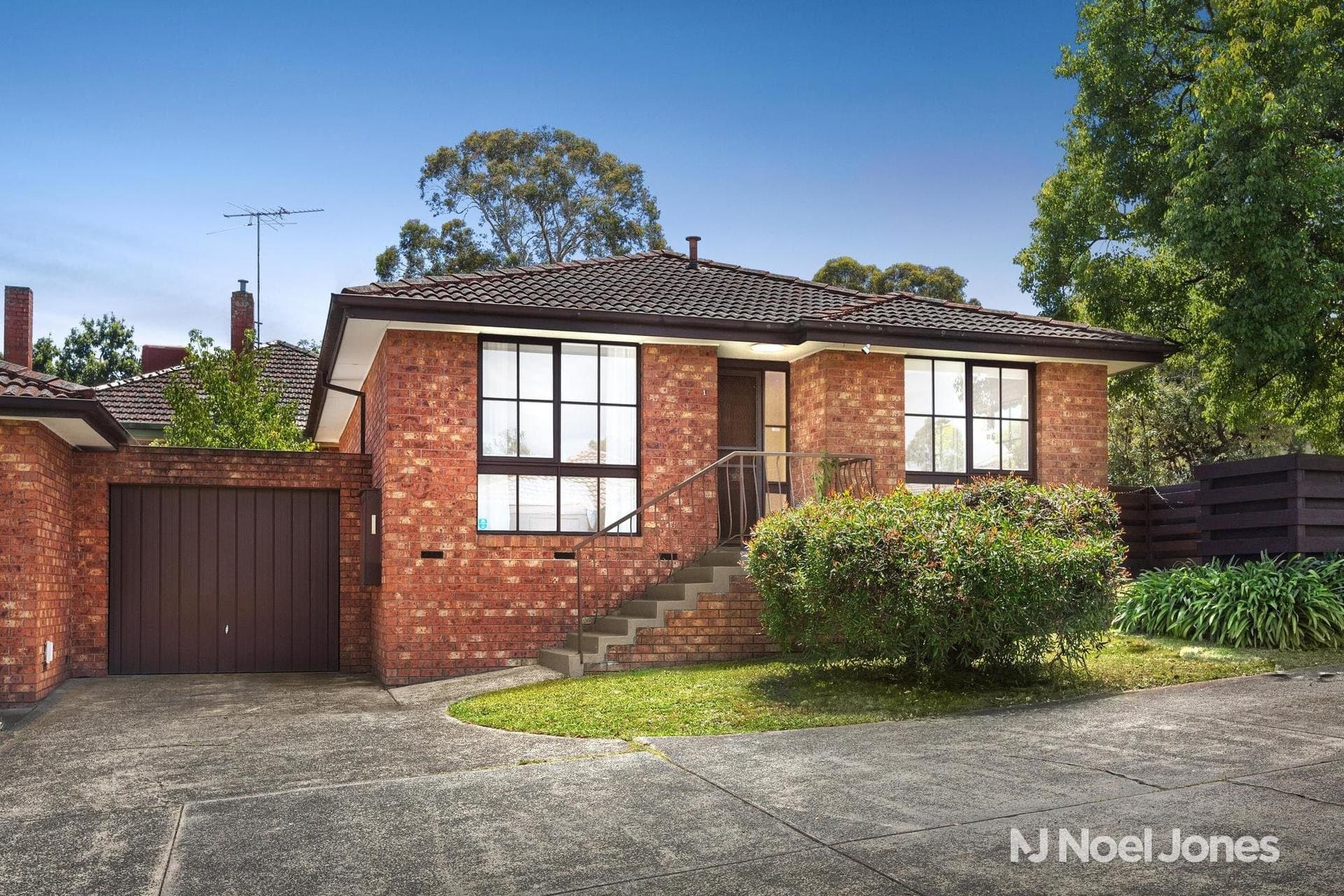 1/7-9 Woodside Avenue, Ringwood - Image 1