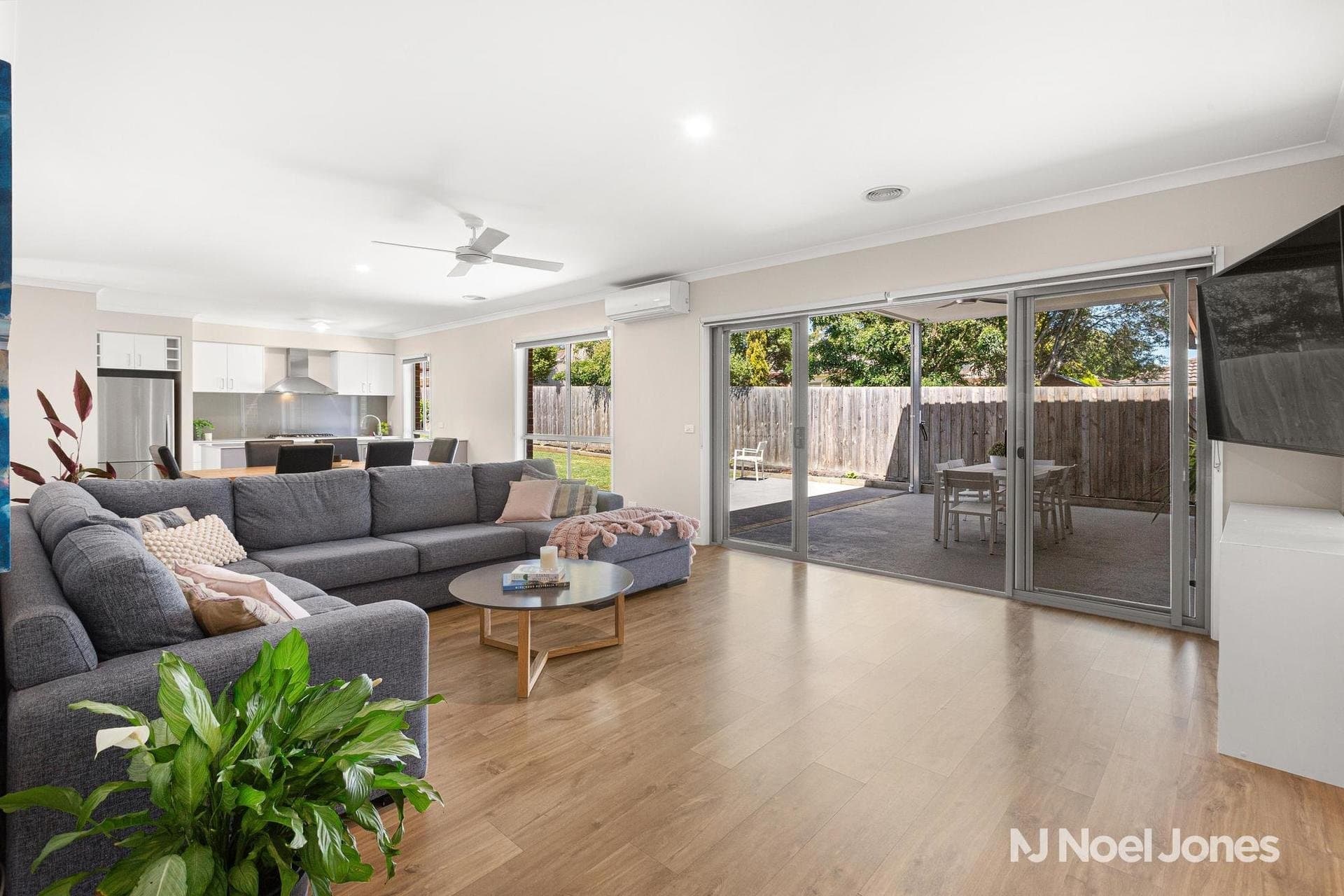 26 Nathan Court, Mooroolbark - Thumbnail 2