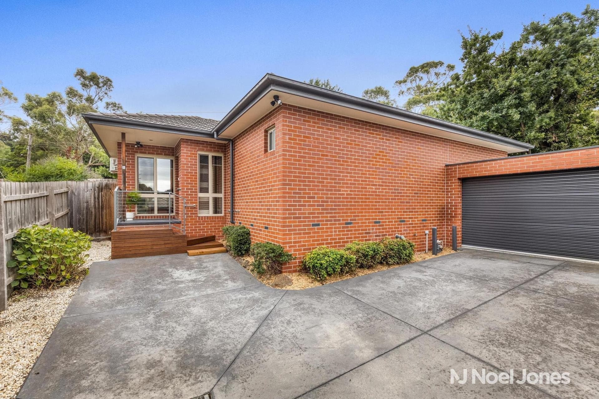 3/395 Hull Road, Mooroolbark - Image 1