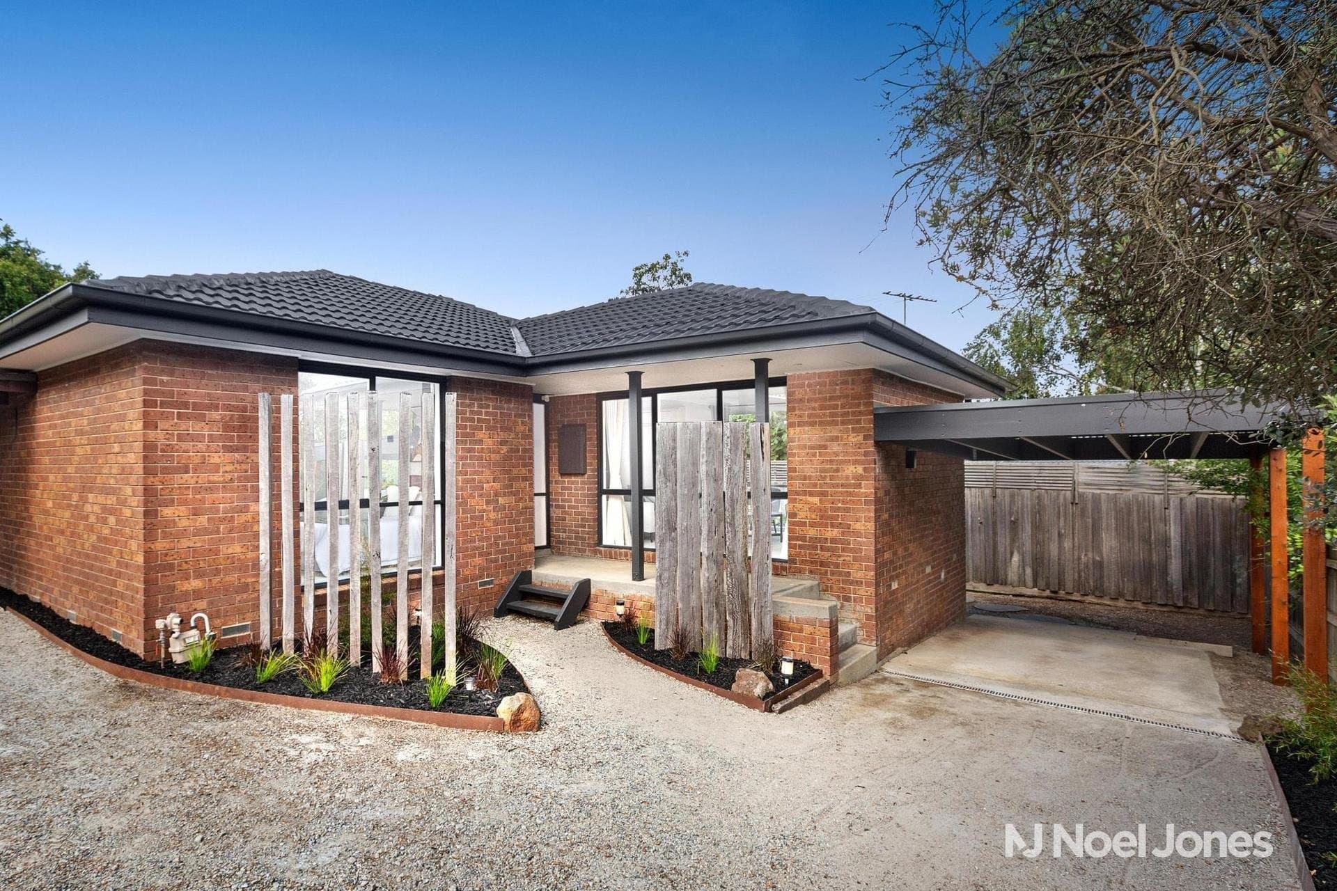 2/68 Kalinda Road, Ringwood - Image 1