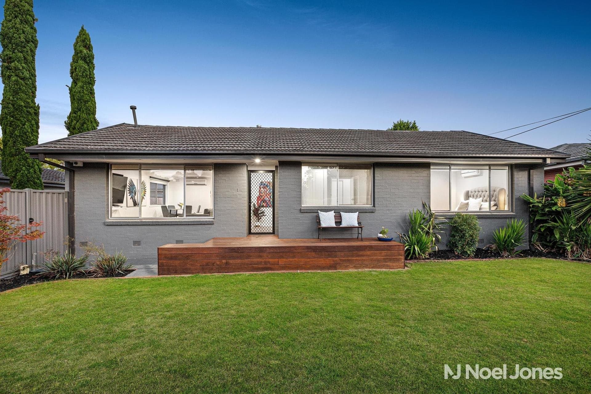 1 Cowley Court, Mooroolbark - Image 1