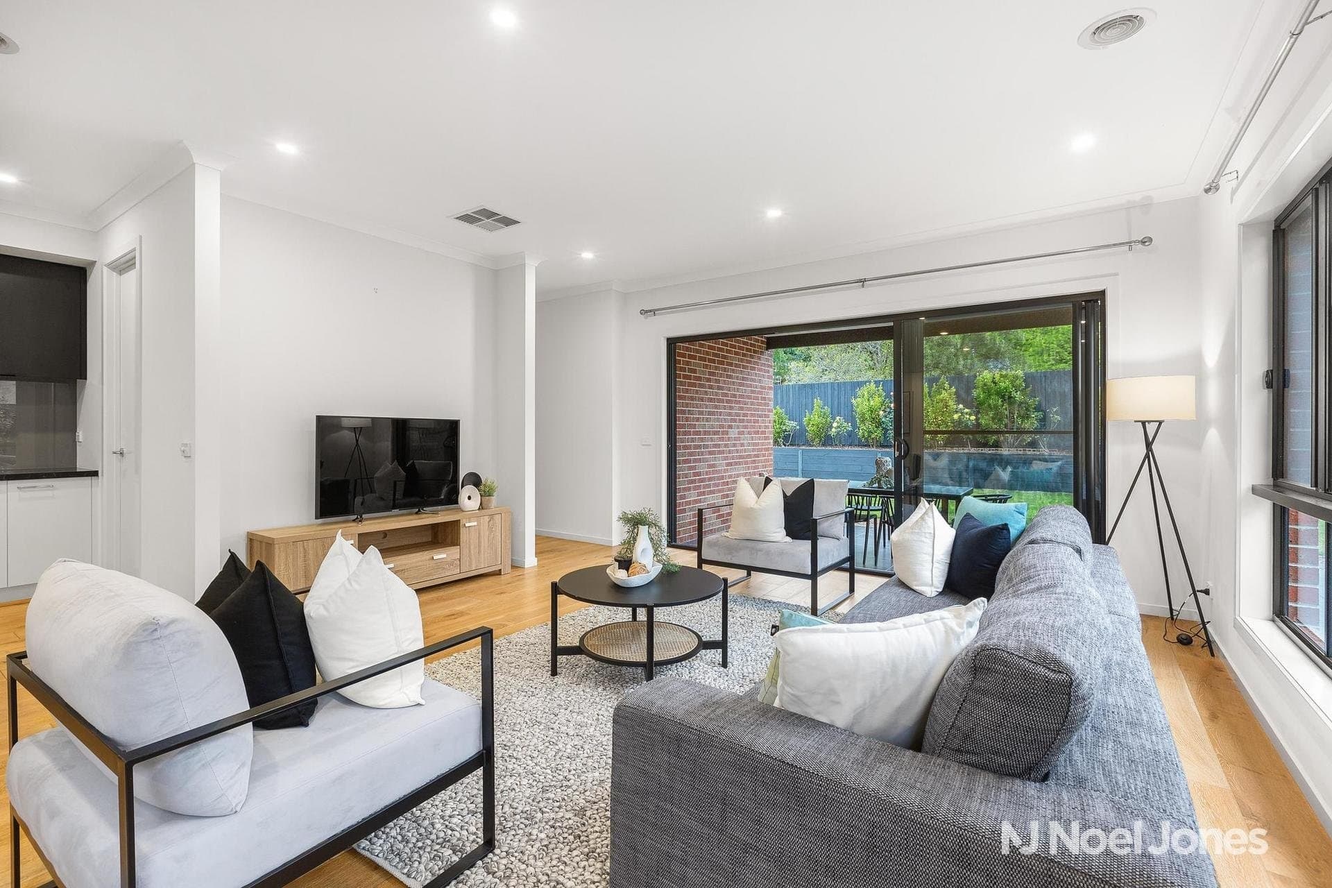17 Capra Drive, Mooroolbark - Thumbnail 5