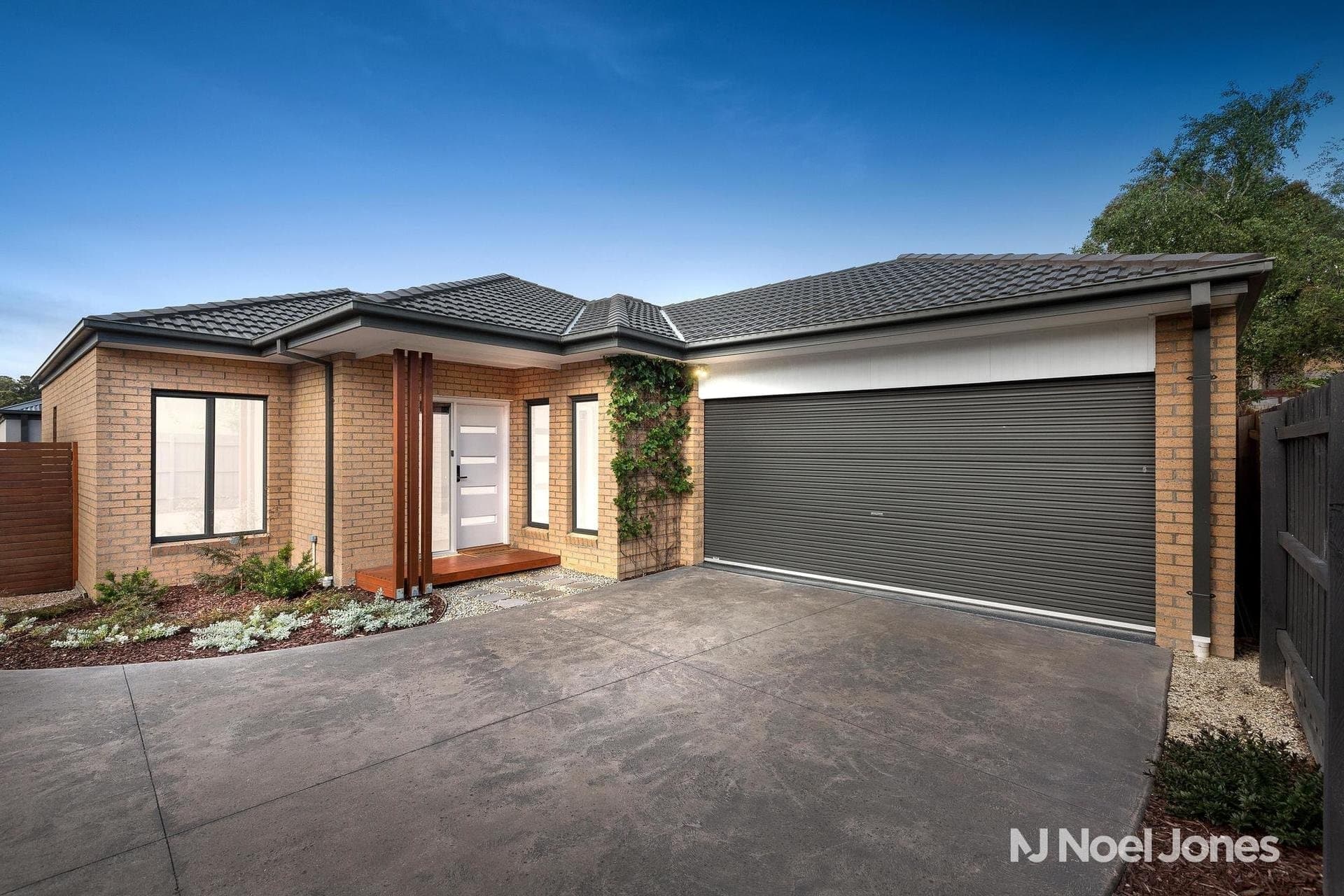 28A Zina Grove, Mooroolbark - Image 1