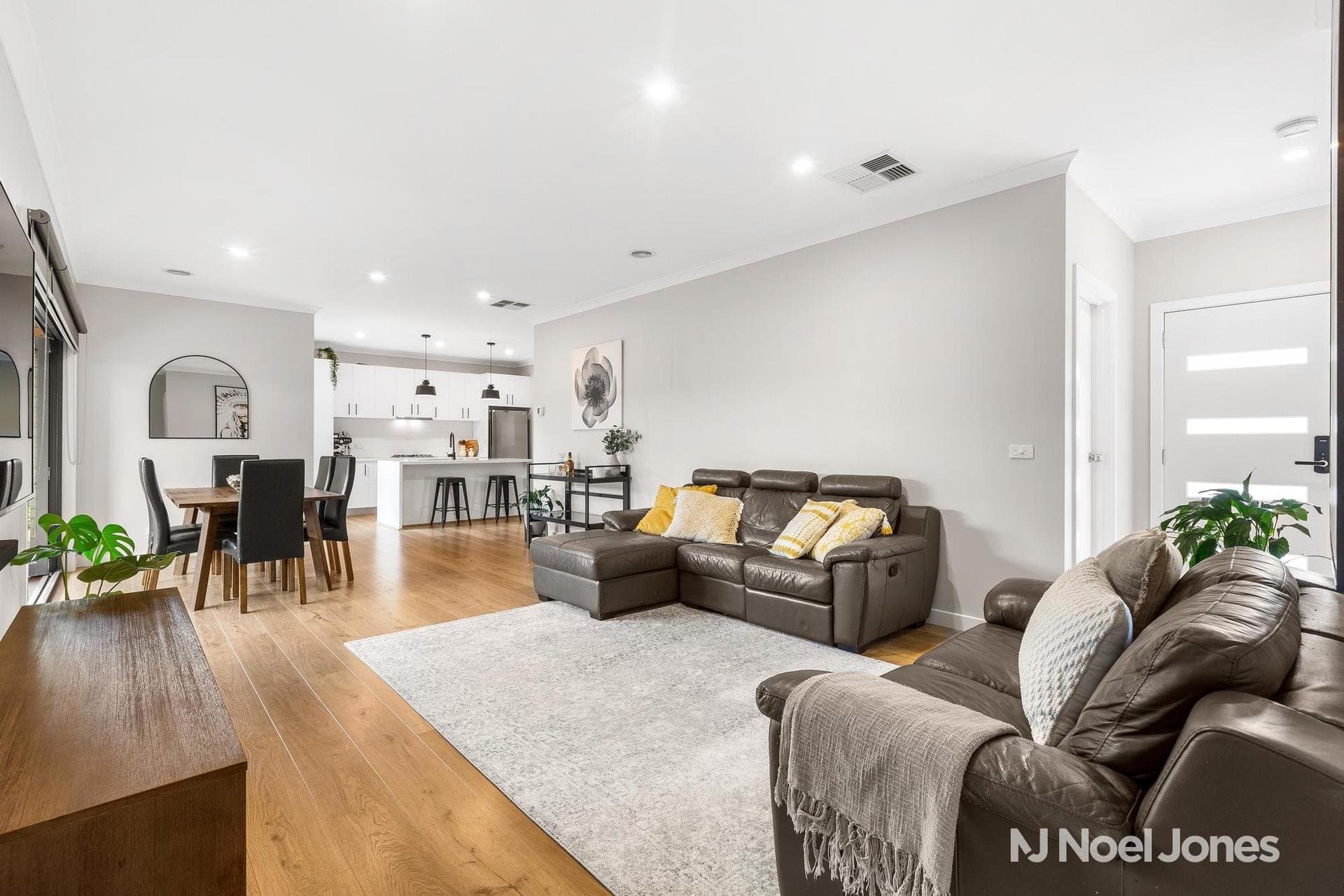 28A Zina Grove, Mooroolbark - Thumbnail 2