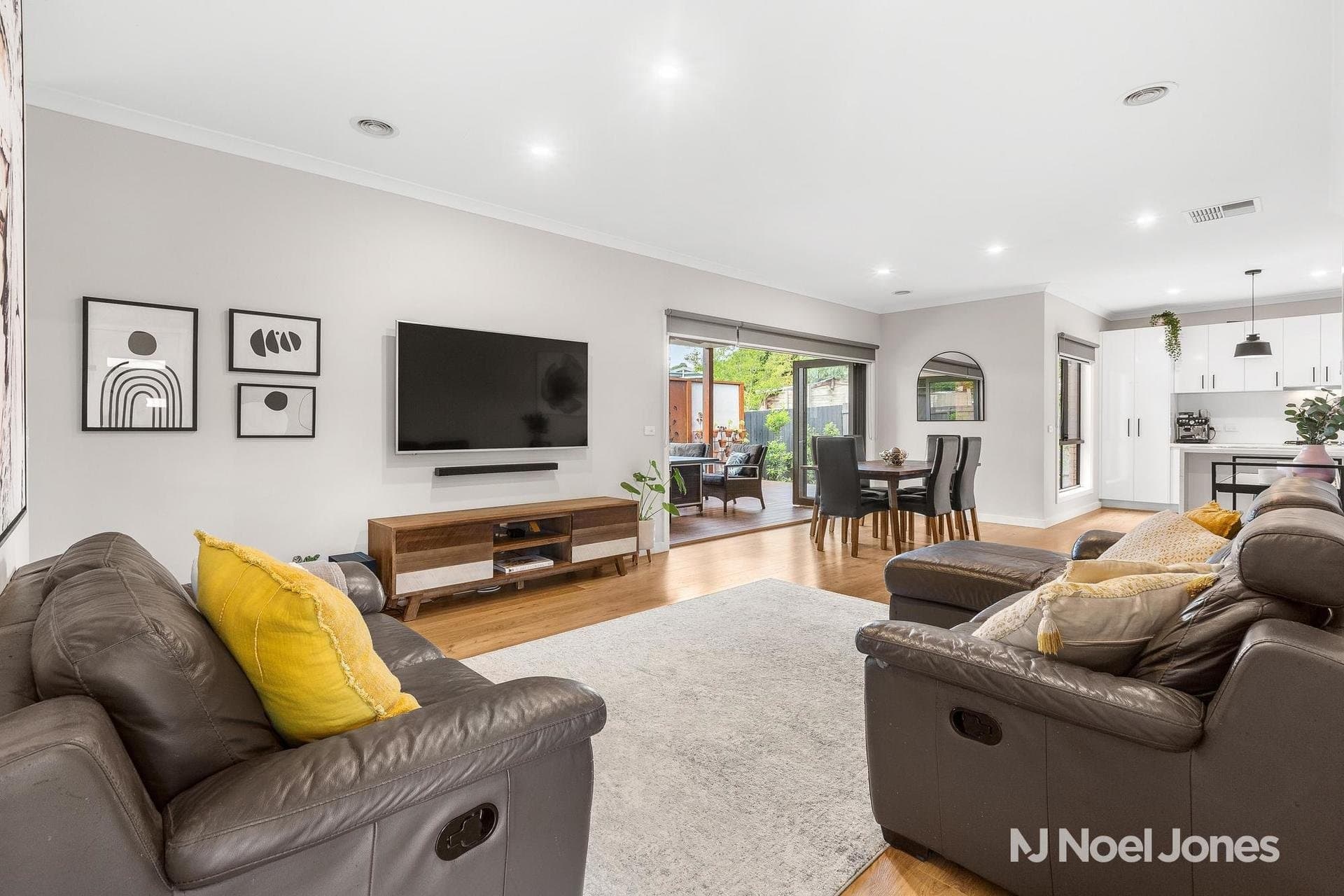 28A Zina Grove, Mooroolbark - Thumbnail 3