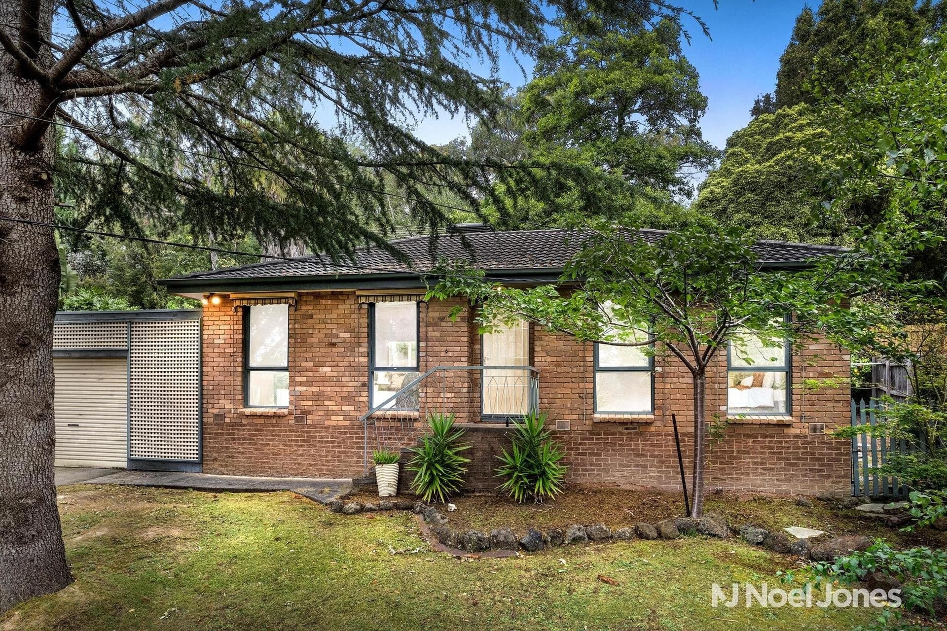 6 Tiffany Court, Montrose - Image 1