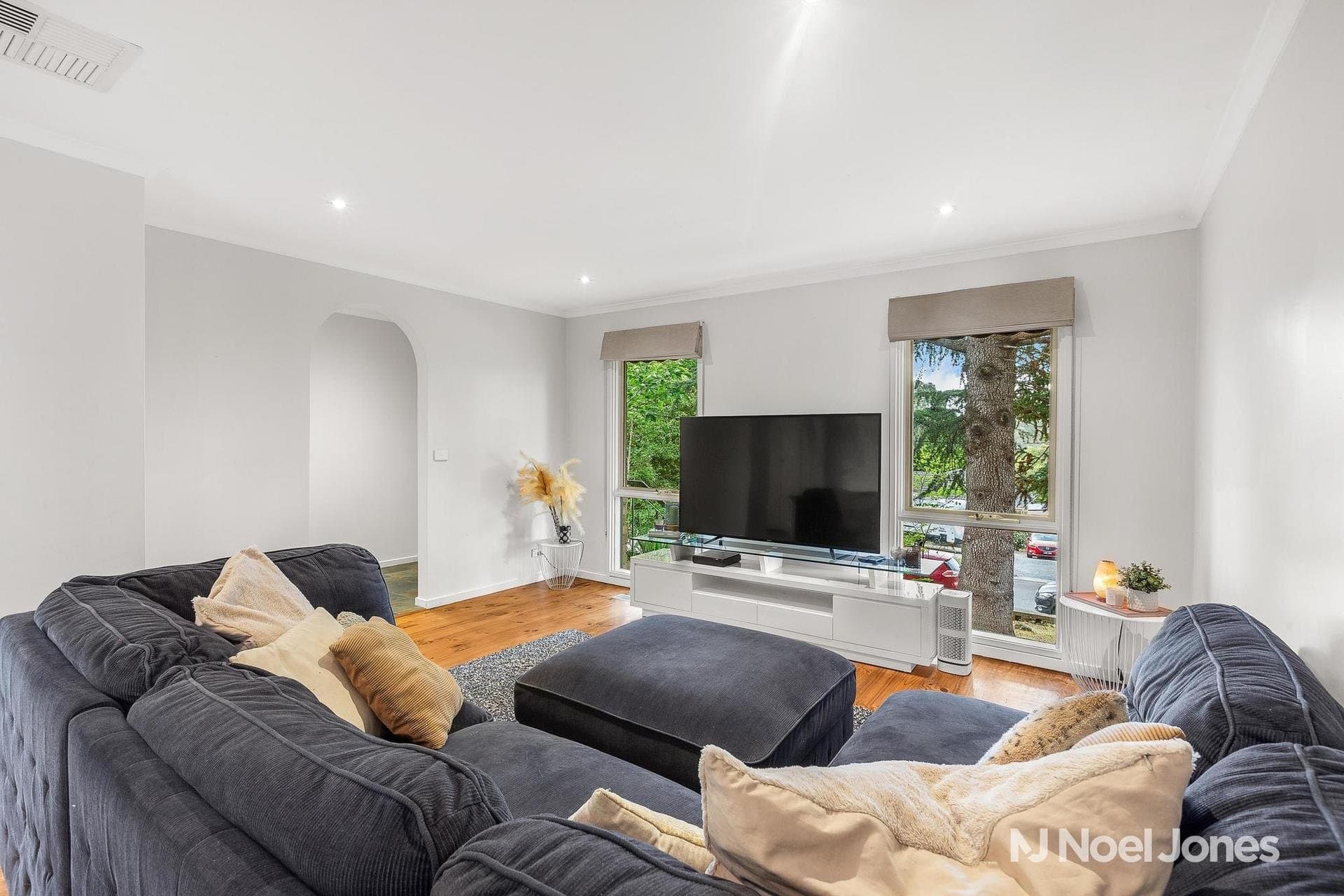 6 Tiffany Court, Montrose - Thumbnail 2