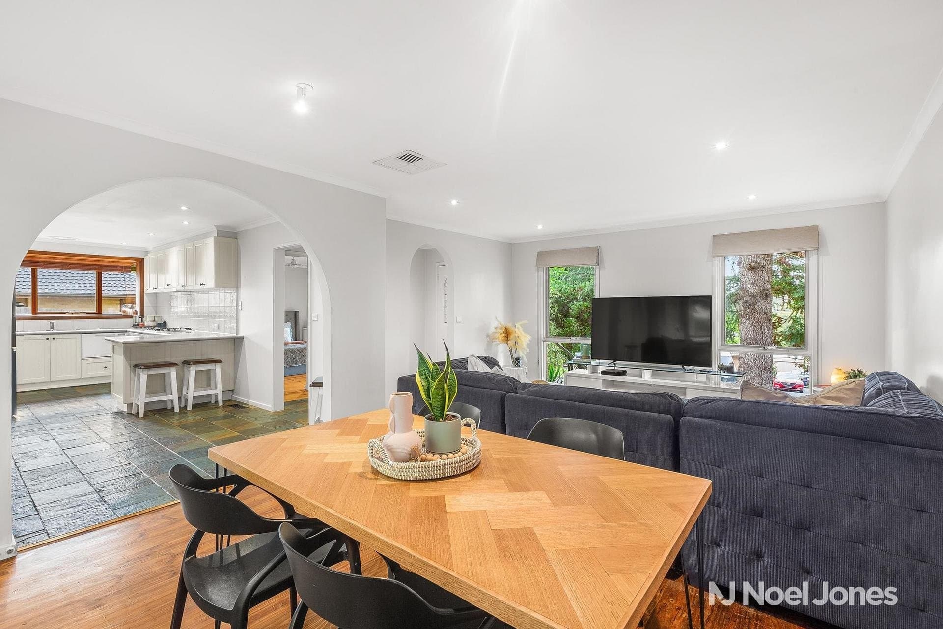 6 Tiffany Court, Montrose - Thumbnail 3
