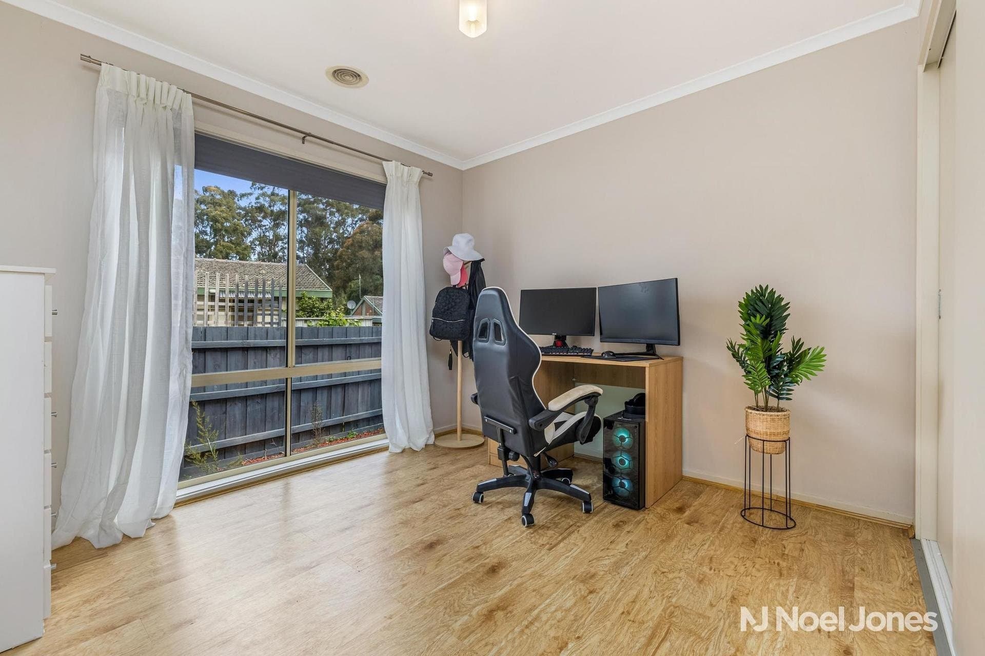 2/14 Elamo Road, Healesville - Thumbnail 8