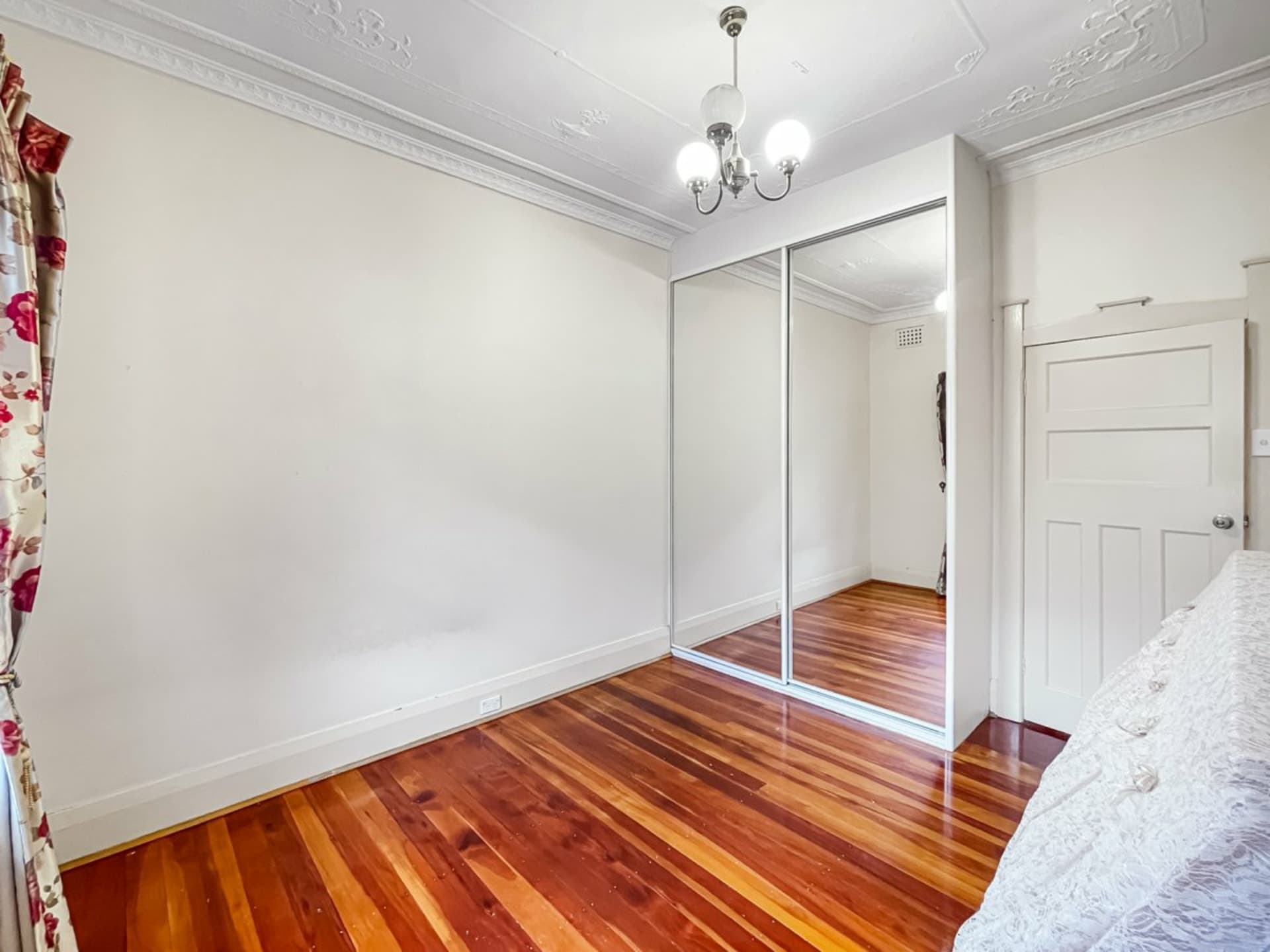 6 Ilfracombe Avenue, Burwood, Burwood - Thumbnail 6