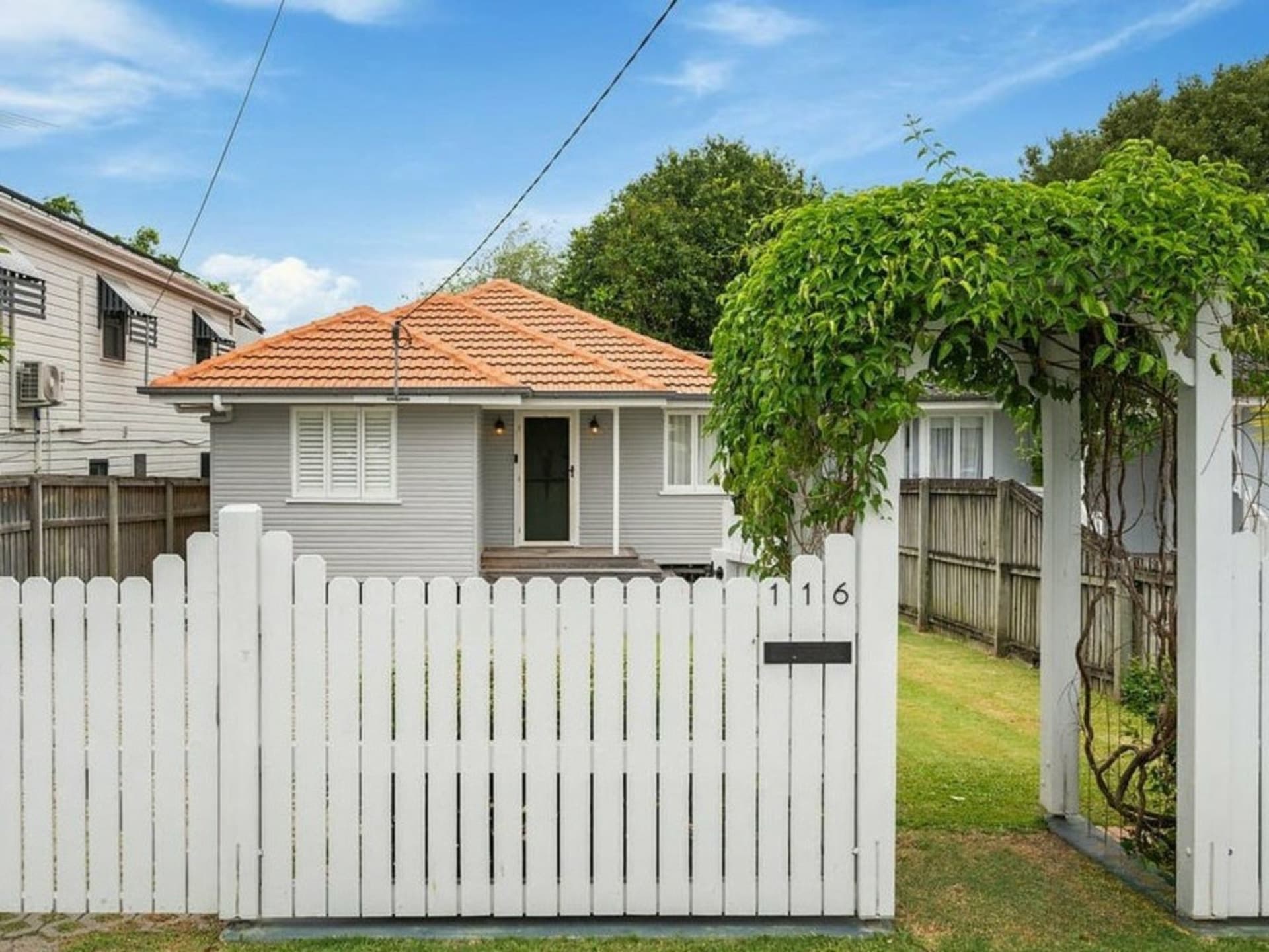 116 Shrapnel Road, Cannon Hill, Cannon Hill - Image 1