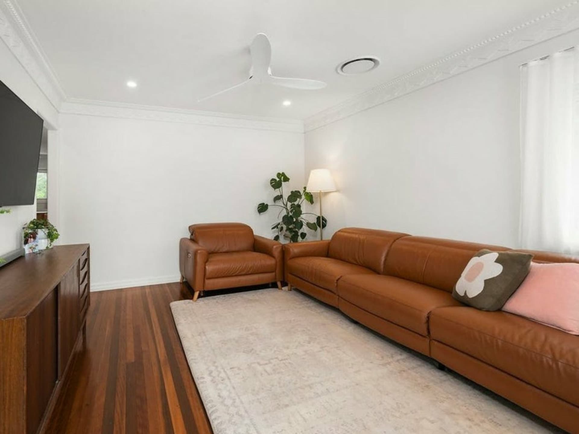 116 Shrapnel Road, Cannon Hill, Cannon Hill - Thumbnail 2