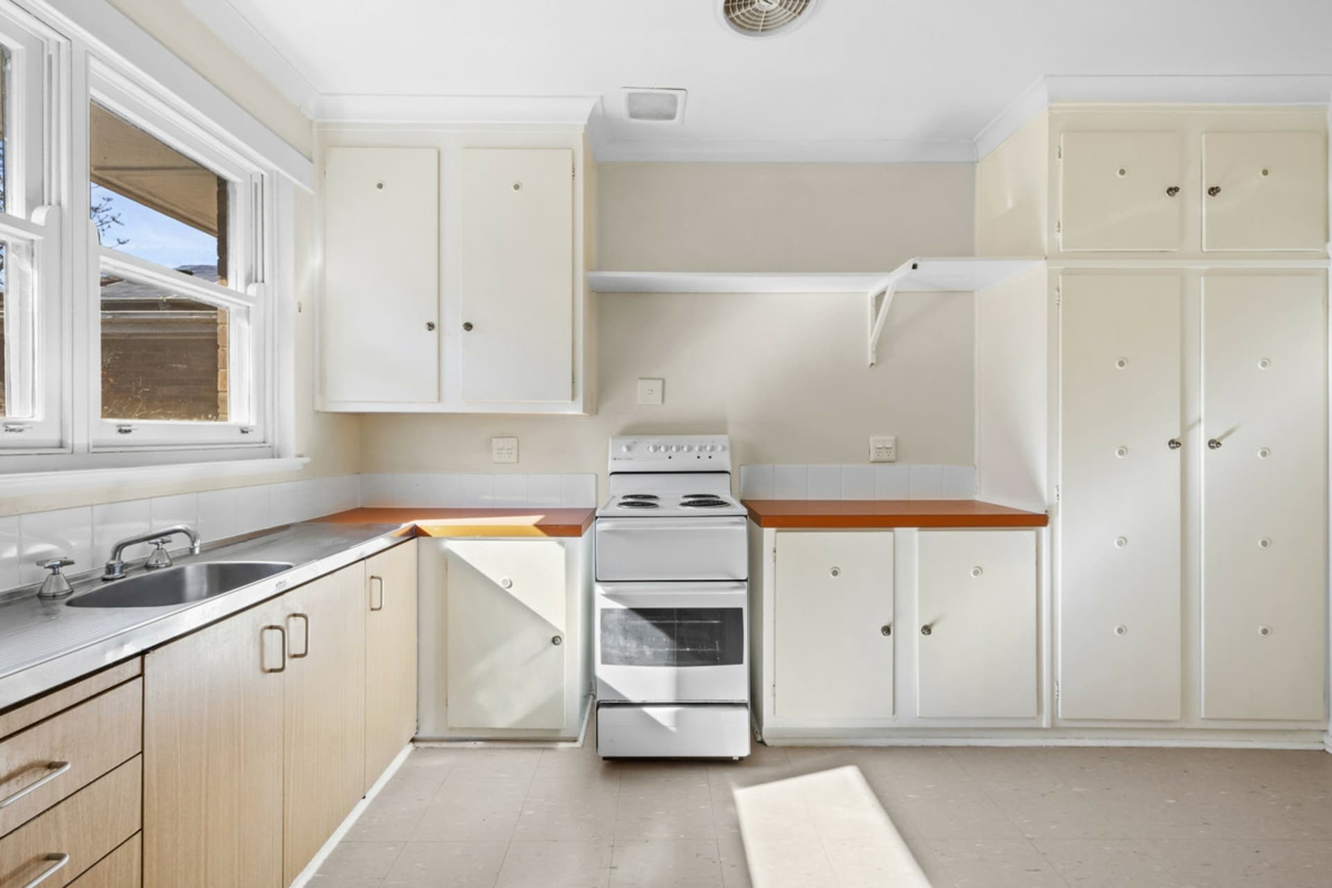 1 Gormanston Crescent, Deakin, Deakin - Thumbnail 5