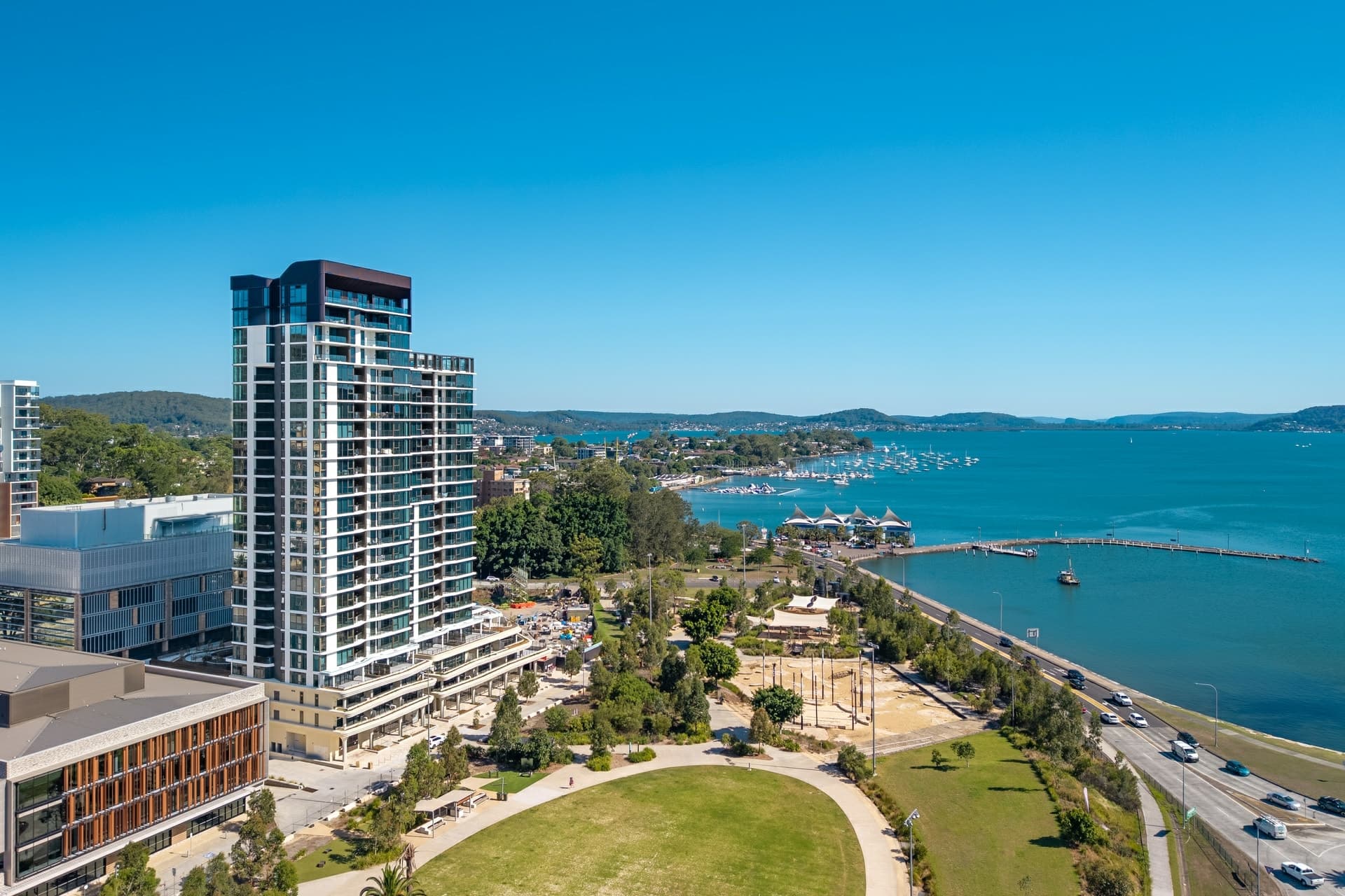 501/36 Baker Street, Gosford, Gosford - Thumbnail 2