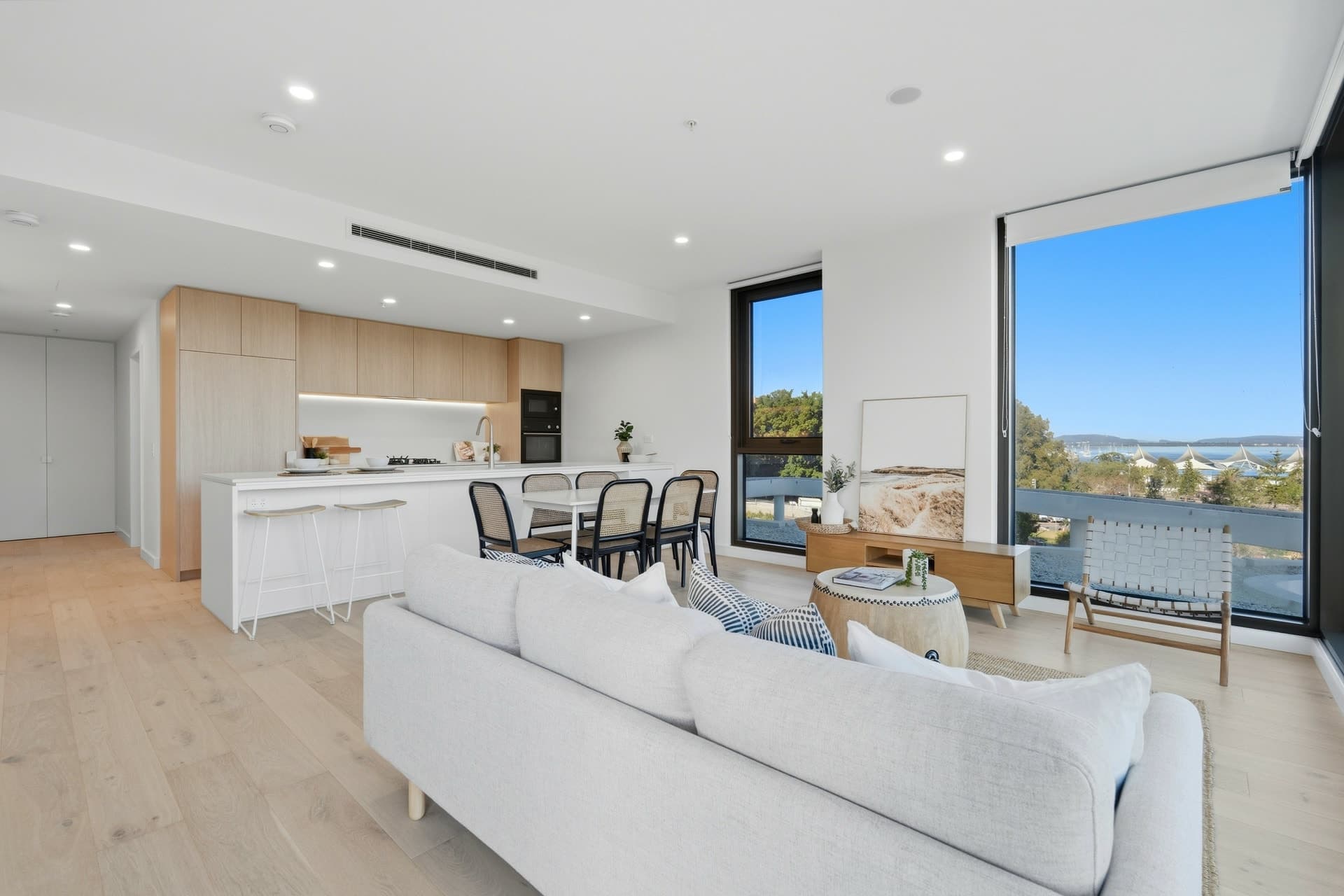 501/36 Baker Street, Gosford, Gosford - Thumbnail 4