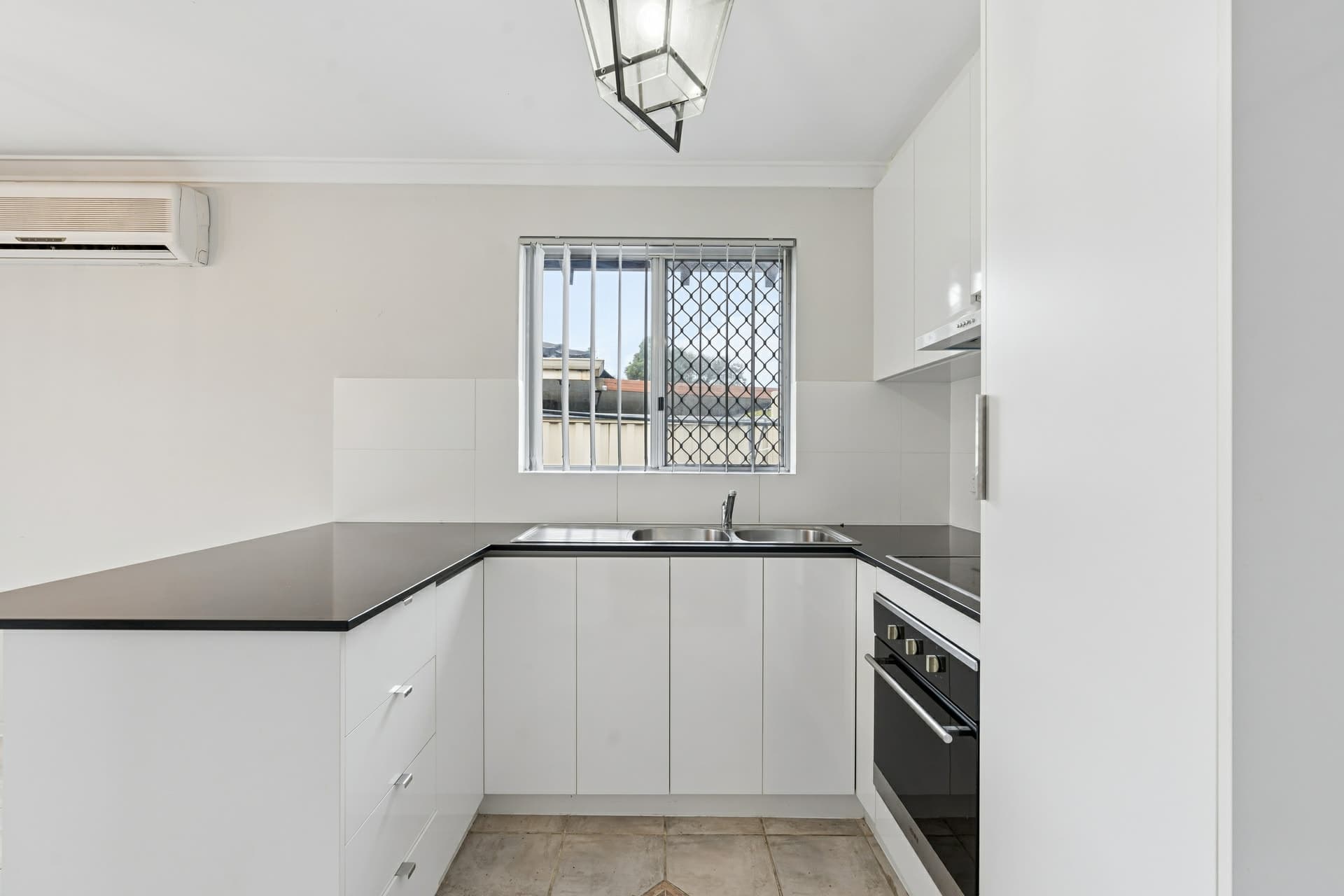 28 Wooramel Crescent, Gosnells, Gosnells - Thumbnail 6
