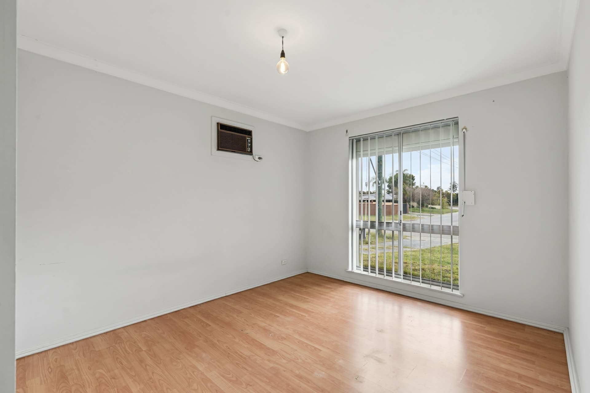 28 Wooramel Crescent, Gosnells, Gosnells - Thumbnail 8