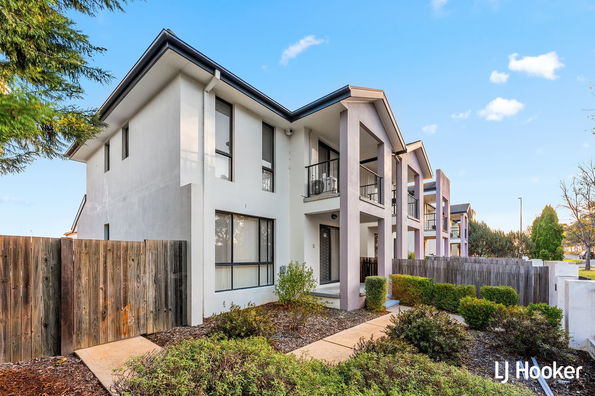 234 Anthony Rolfe, Gungahlin, Gungahlin - Thumbnail 2