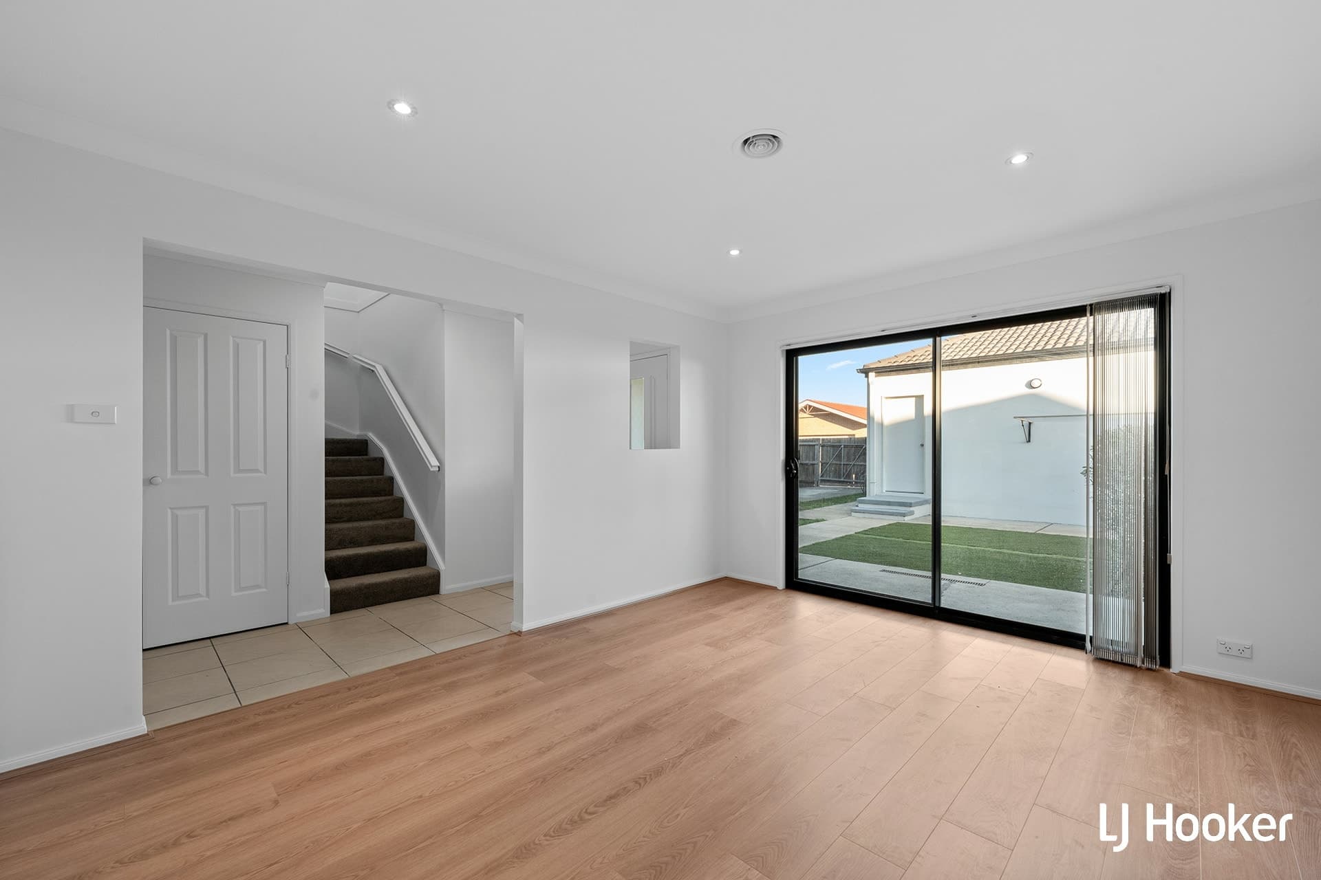 234 Anthony Rolfe, Gungahlin, Gungahlin - Thumbnail 3