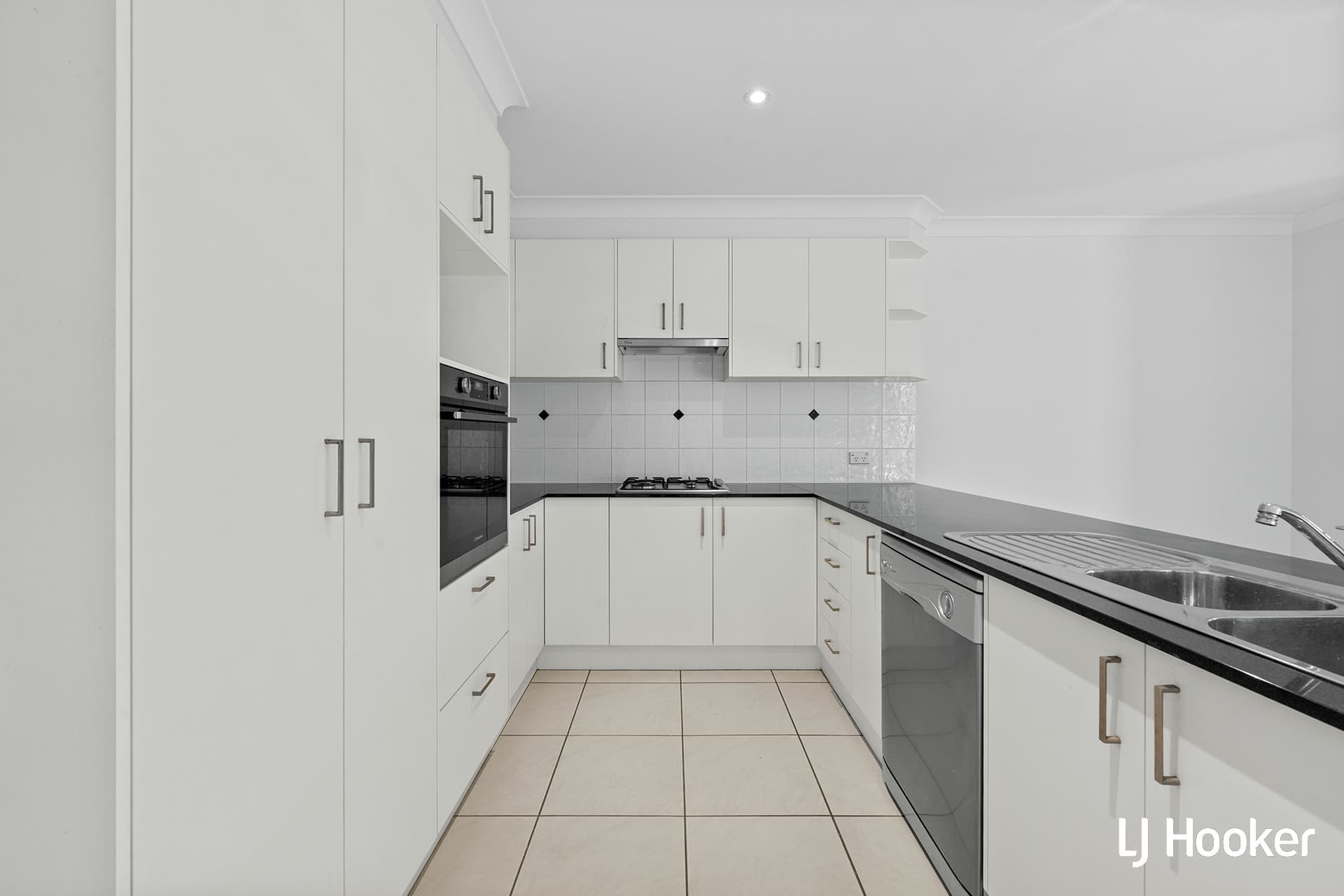 234 Anthony Rolfe, Gungahlin, Gungahlin - Thumbnail 5