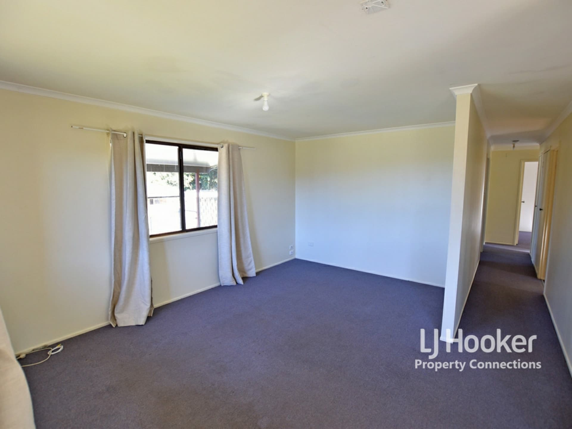 43 Sheaves Road, Kallangur, Kallangur - Thumbnail 3