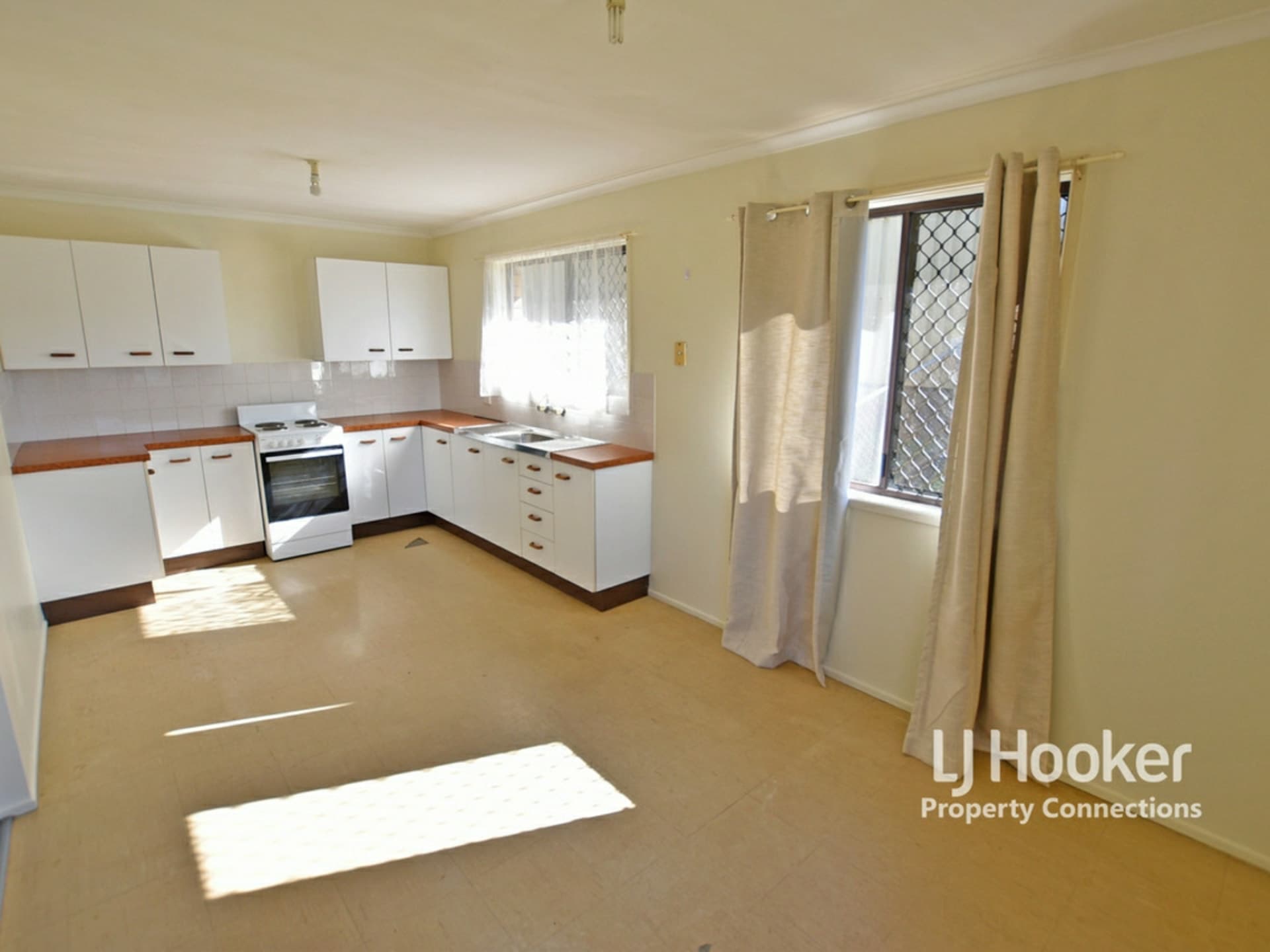 43 Sheaves Road, Kallangur, Kallangur - Thumbnail 6