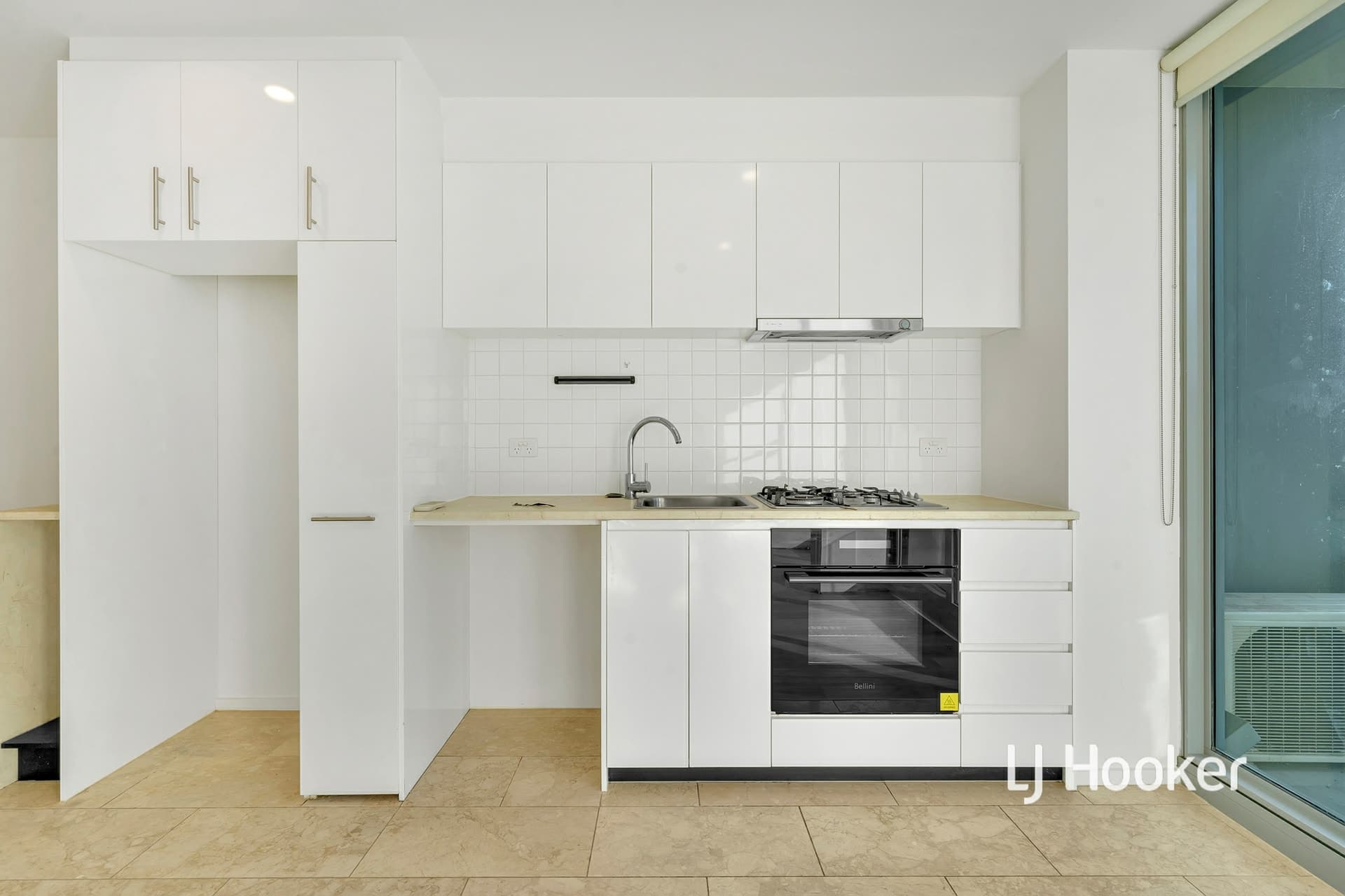 2502/8 Downie Street, Melbourne, Melbourne - Thumbnail 3