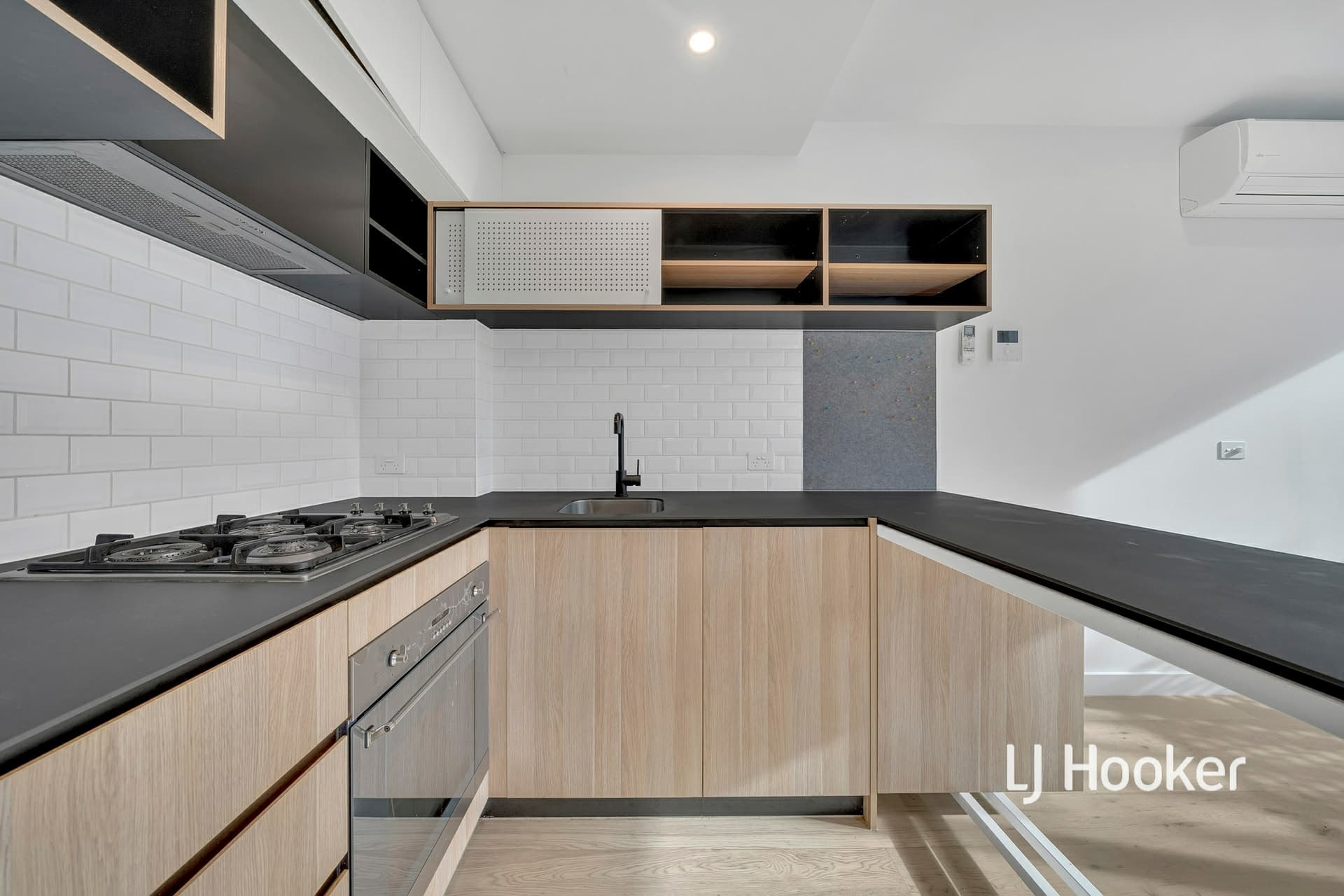 708/93 Flemington Road, North Melbourne, North Melbourne - Thumbnail 5
