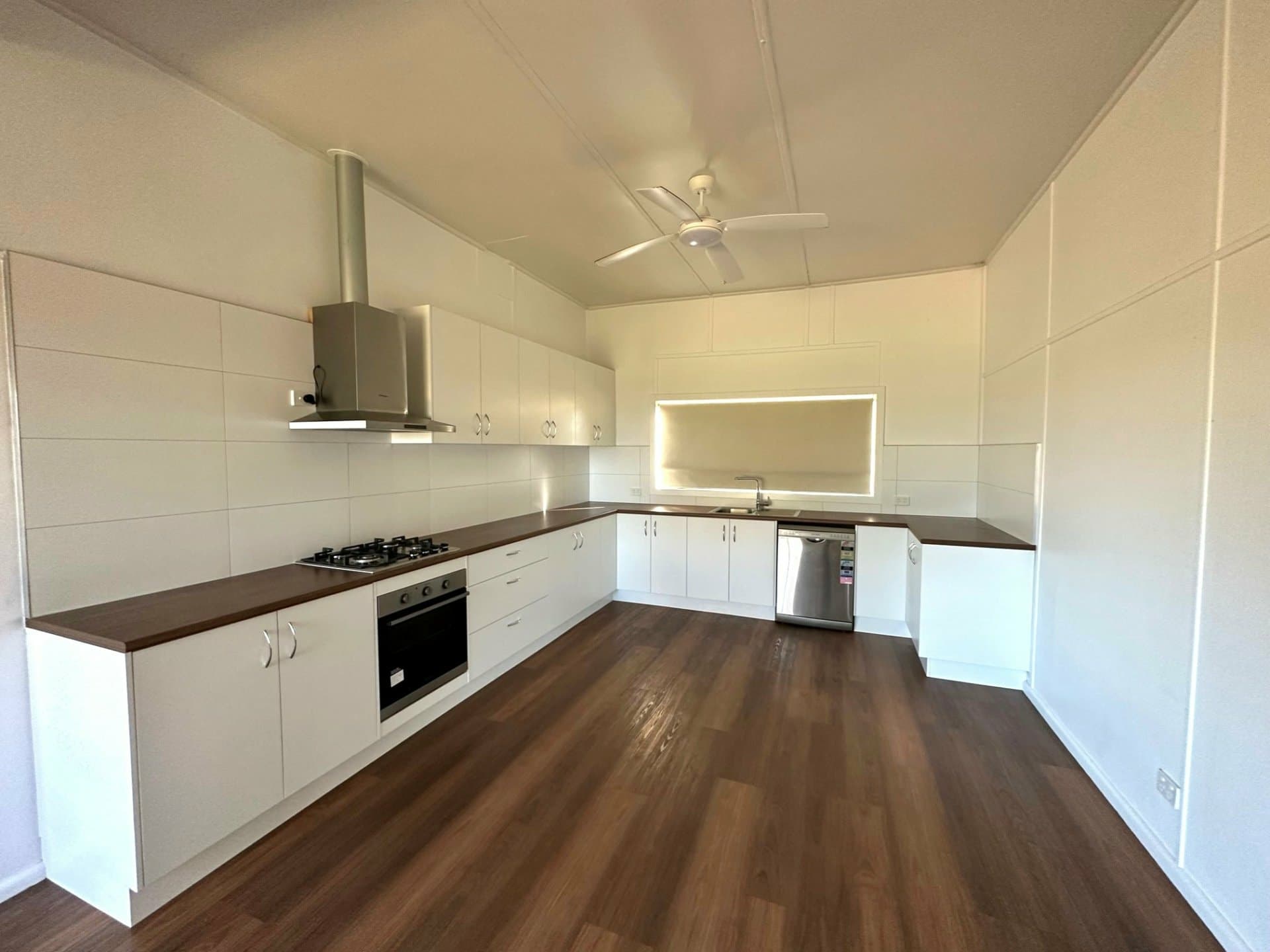 242 Gordon Road, Tharbogang, Tharbogang - Image 1