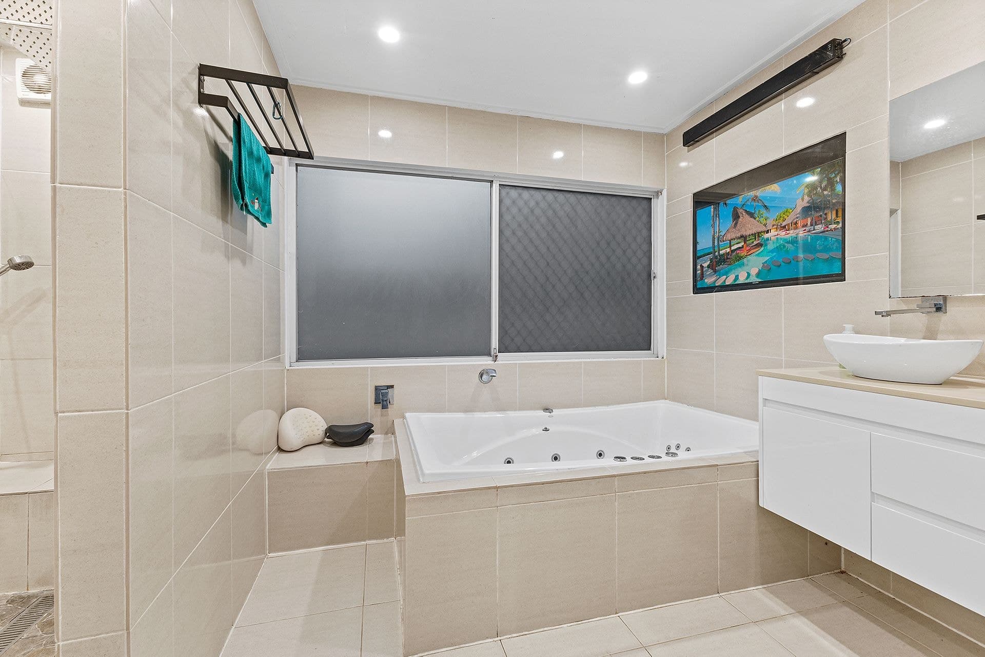 5 Jellicoe Street, Mount Lofty, QLD, 4350, Mount Lofty - Thumbnail 8