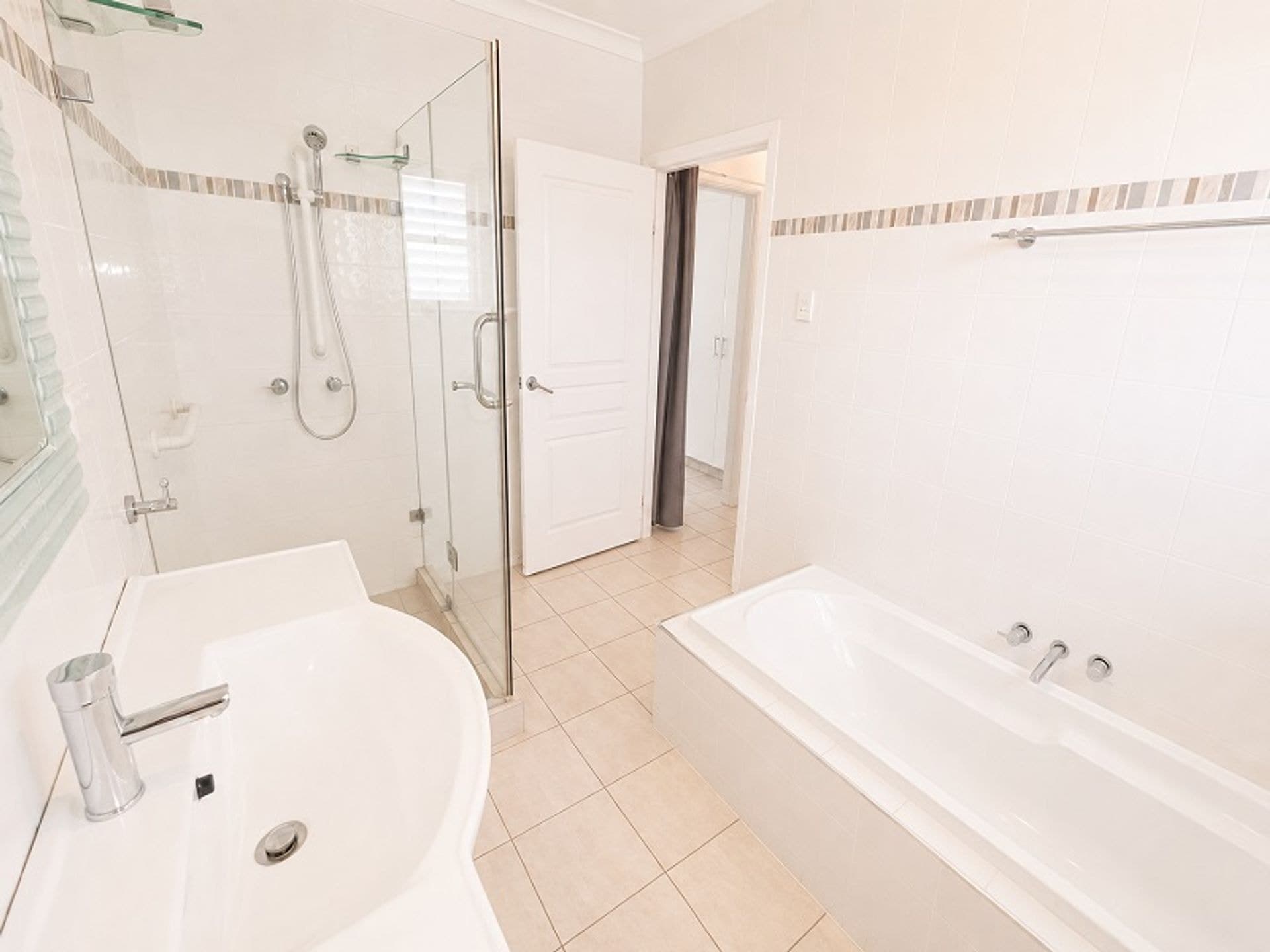 93 Murilla Street, Miles, QLD, 4415, Miles - Thumbnail 8