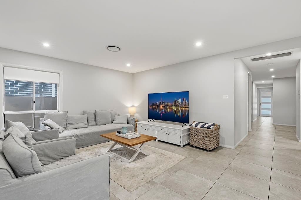 3 Cassidy Crescent, North Rothbury, NSW, 2335, North Rothbury - Thumbnail 2