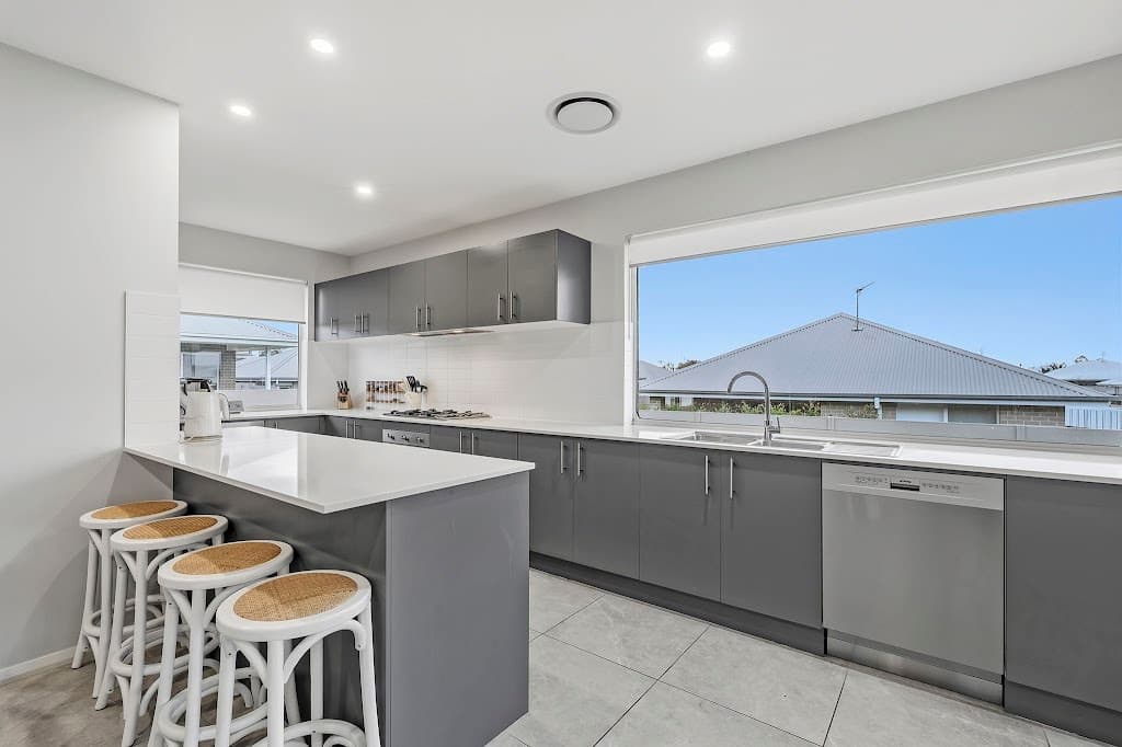 3 Cassidy Crescent, North Rothbury, NSW, 2335, North Rothbury - Thumbnail 3