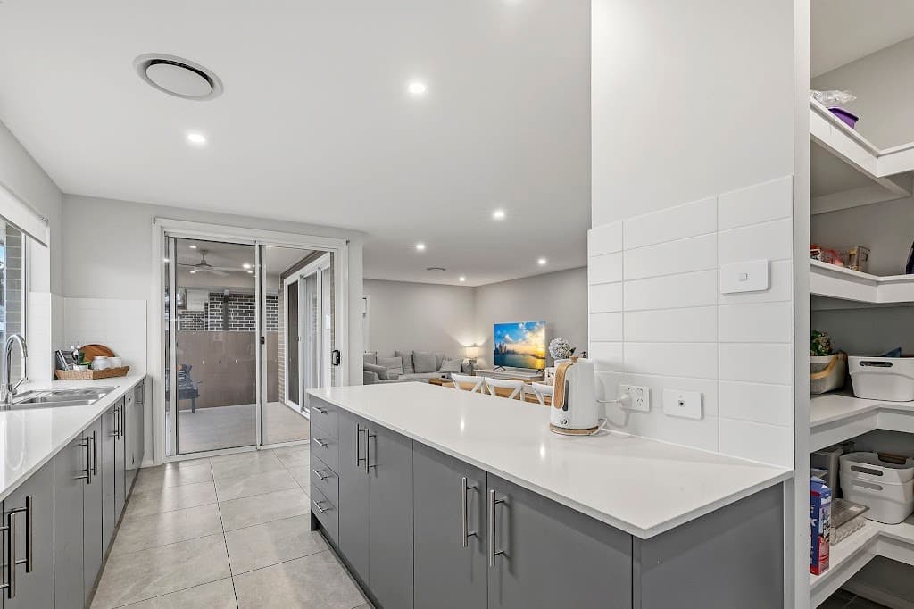 3 Cassidy Crescent, North Rothbury, NSW, 2335, North Rothbury - Thumbnail 4