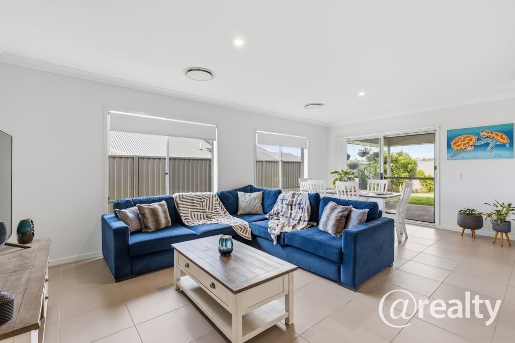 13 Bloomfield Street, Morayfield, QLD, 4506, Morayfield - Thumbnail 4