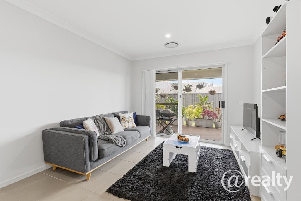 13 Bloomfield Street, Morayfield, QLD, 4506, Morayfield - Thumbnail 7