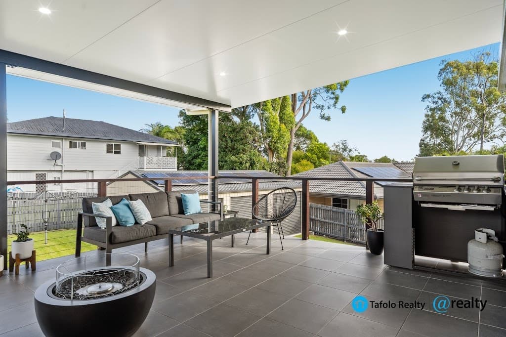 15 Hampshire Crescent, Alexandra Hills, QLD, 4161, Alexandra Hills - Thumbnail 2