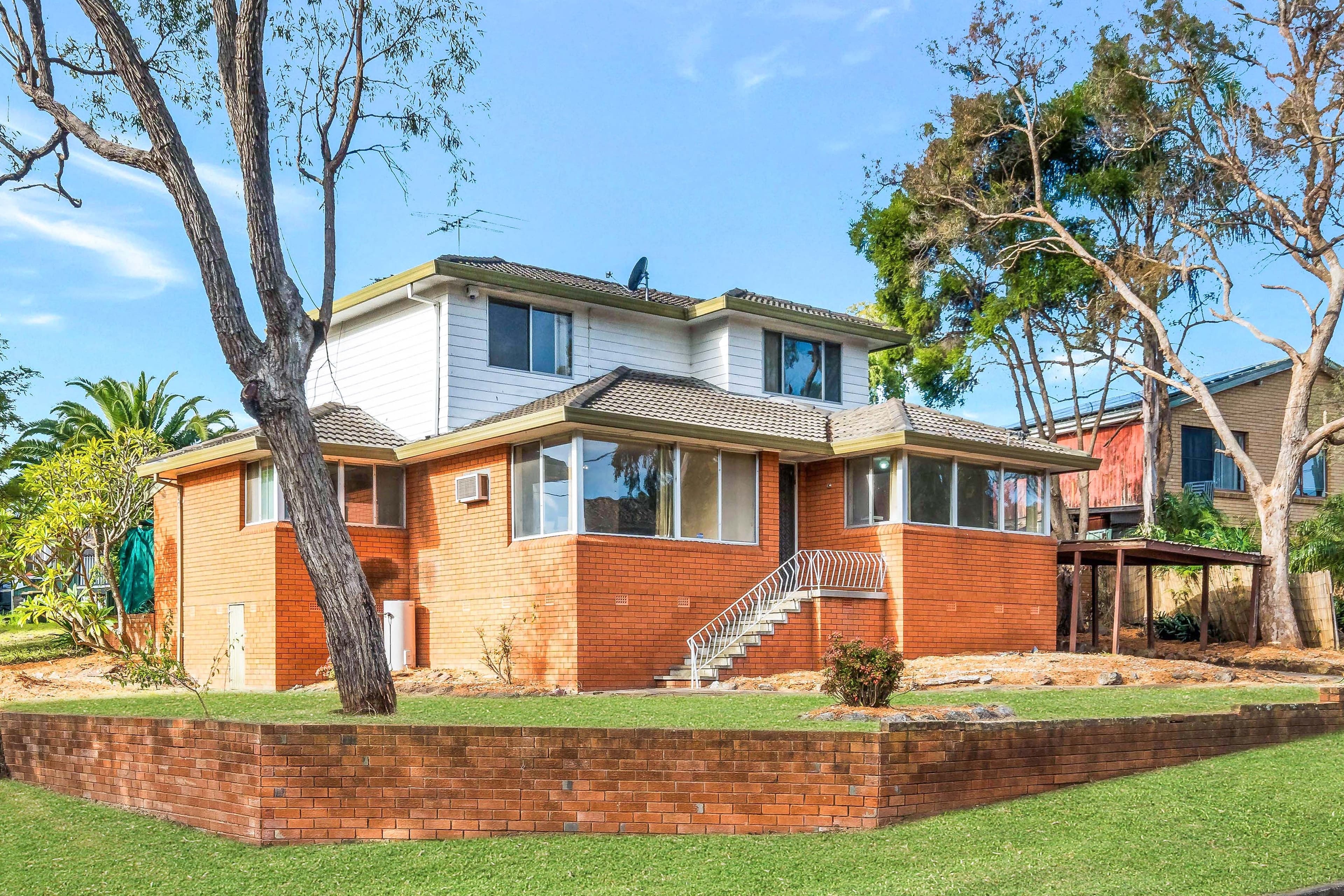 2 Barker Place, Leumeah, Leumeah - Image 1