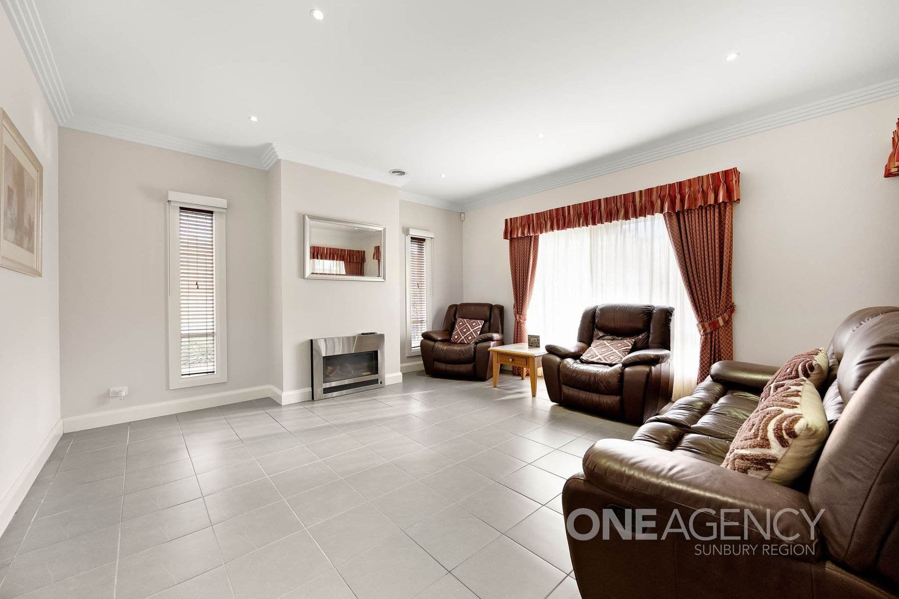 8 Flamingo Parade, Sunbury, Sunbury - Thumbnail 8