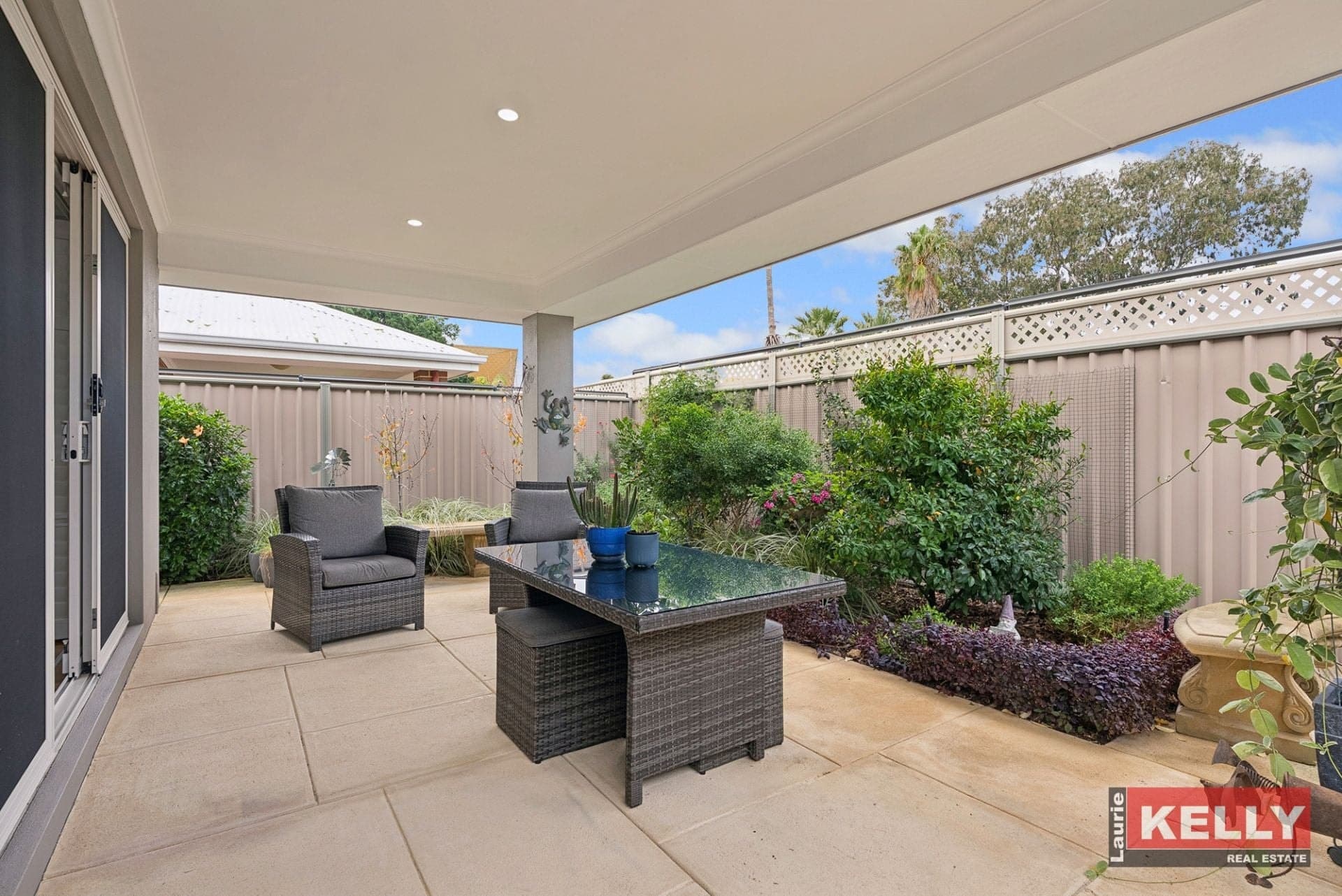 Cloverdale, For Sale - Image 1
