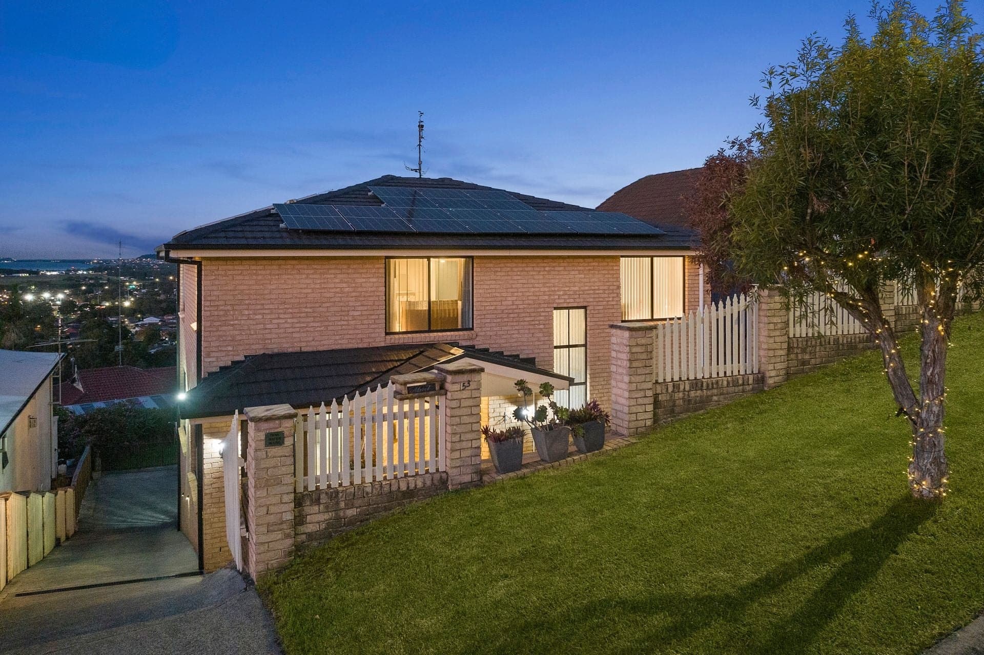 53 Scenic Crescent, Albion Park, Albion Park - Thumbnail 2