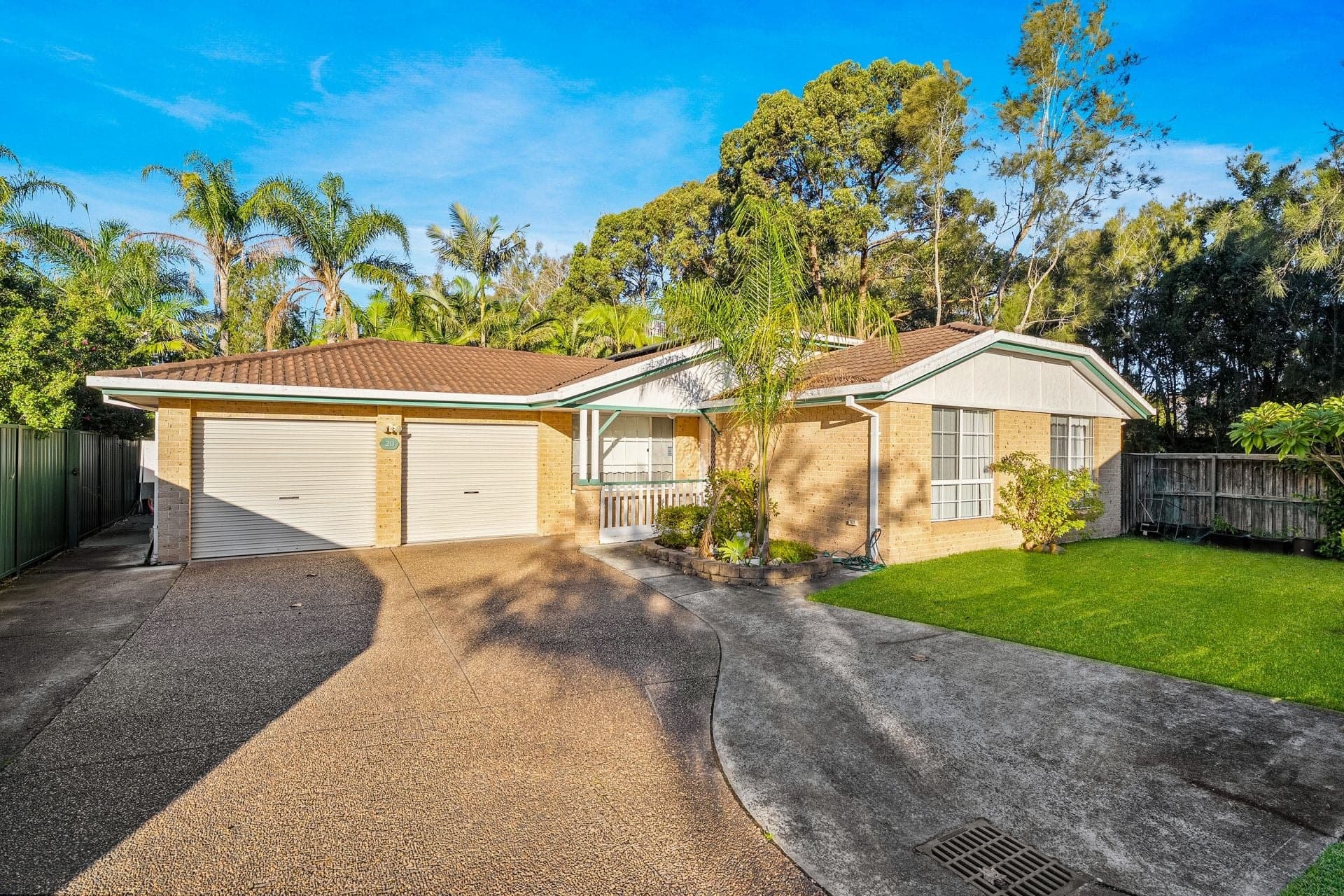 20 Woodbury Park Drive, Mardi, Mardi - Image 1