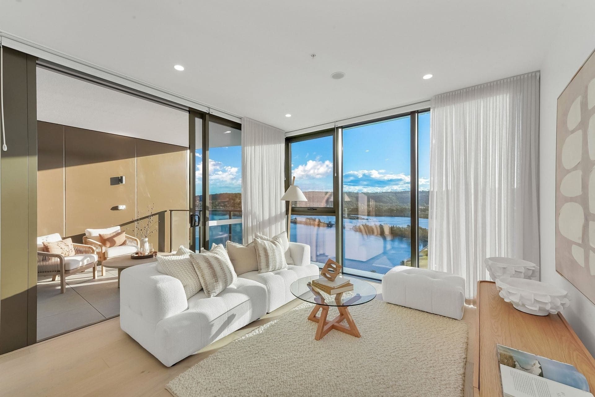1803/36 Baker Street, Gosford, Gosford - Thumbnail 2