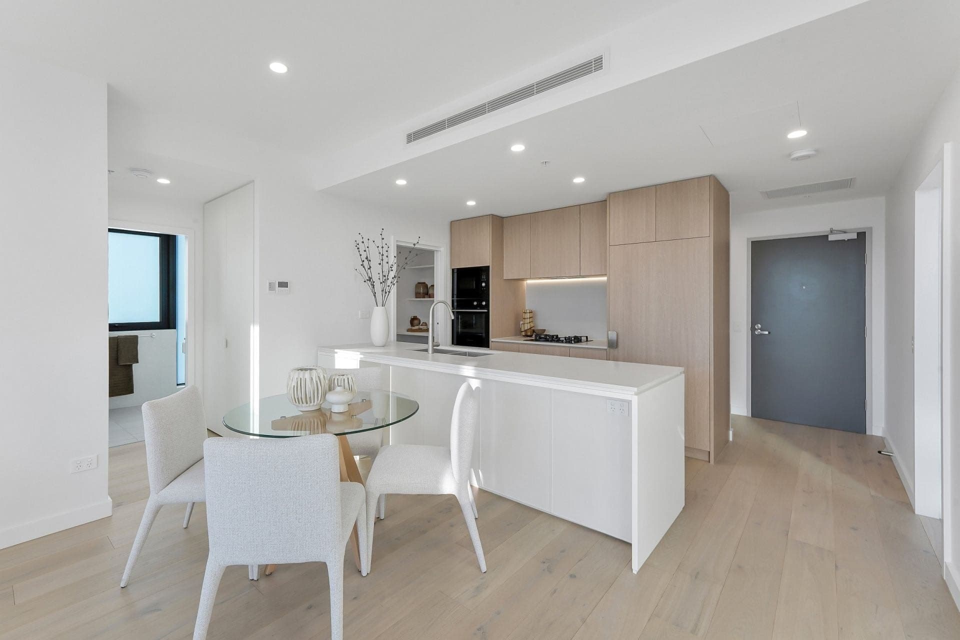 1803/36 Baker Street, Gosford, Gosford - Thumbnail 7